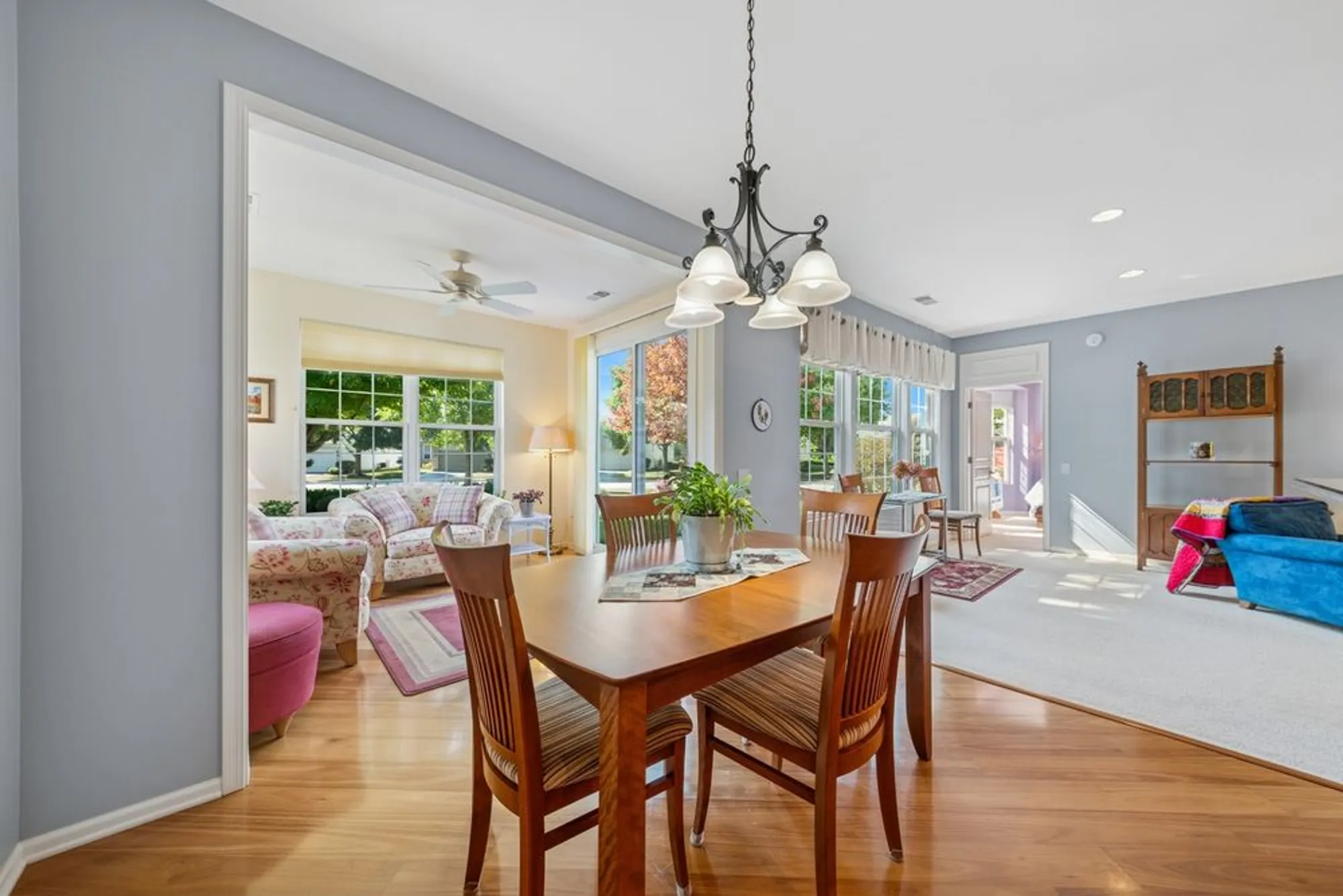 Property Slideshow image 11 of 27 | 2541 harvest vly, Elgin, IL, 60124