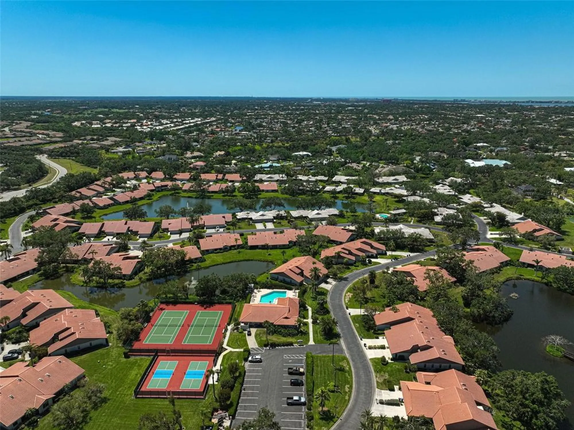 Property Slideshow image 58 of 61 | 3890 wilshire cir 27, Sarasota, FL, 34238