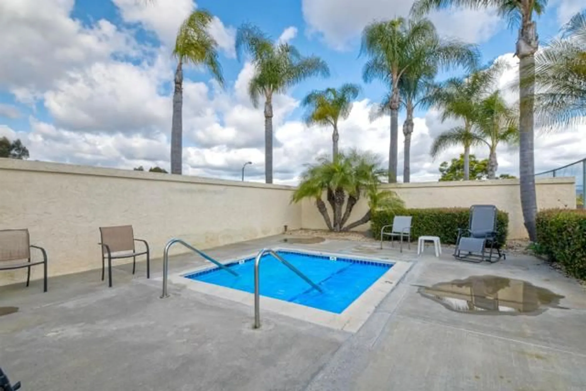 Property Slideshow image 39 of 42 | 1146 via santa paulo, Vista, CA, 92081