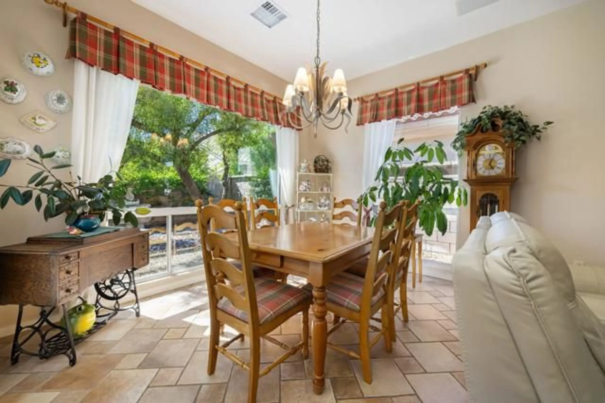 Property Slideshow image 18 of 36 | 78491 sterling ln, Palm Desert, CA, 92211
