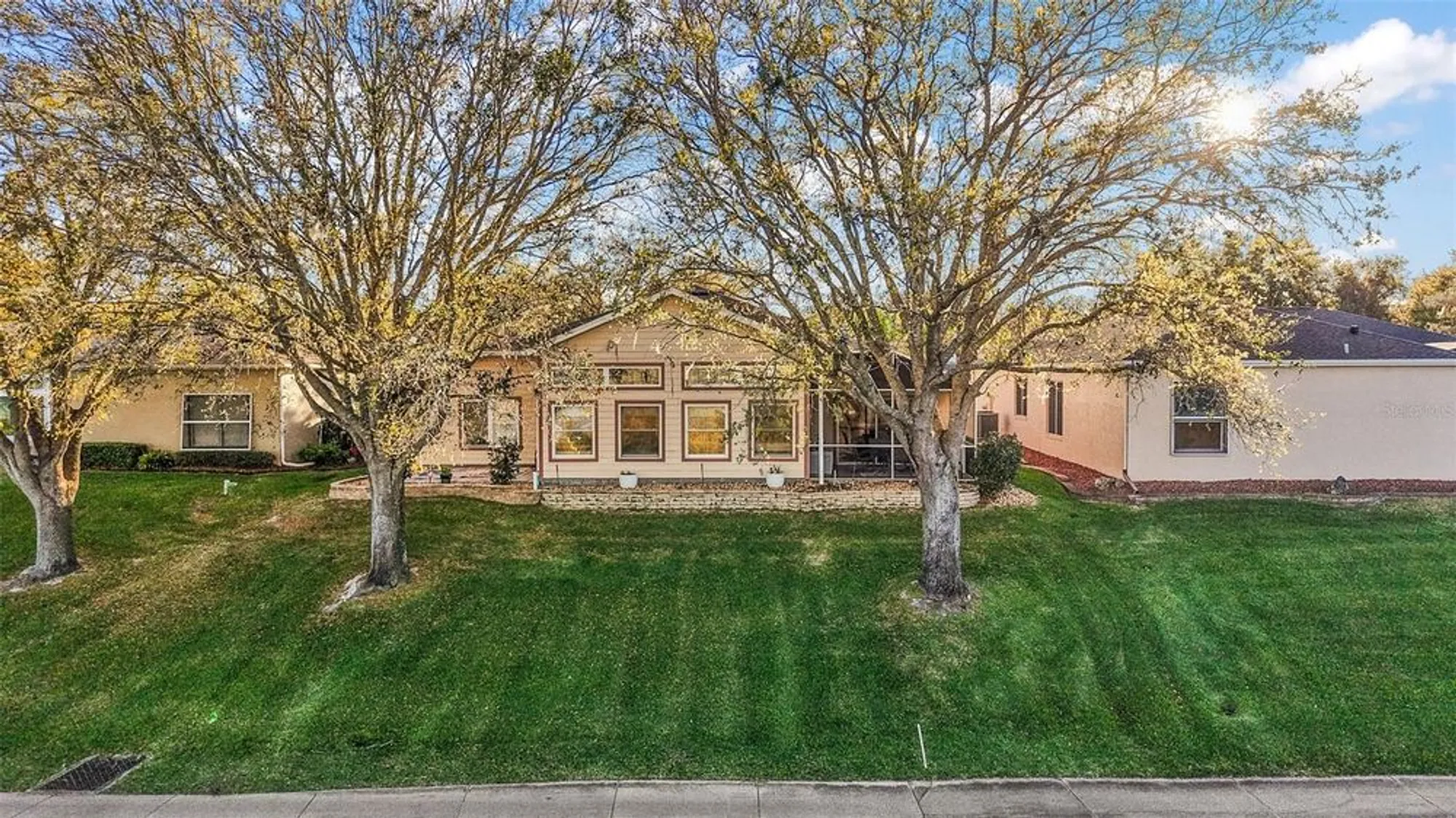 Property Slideshow image 33 of 41 | 4822 sawgrass lake cir, Leesburg, FL, 34748