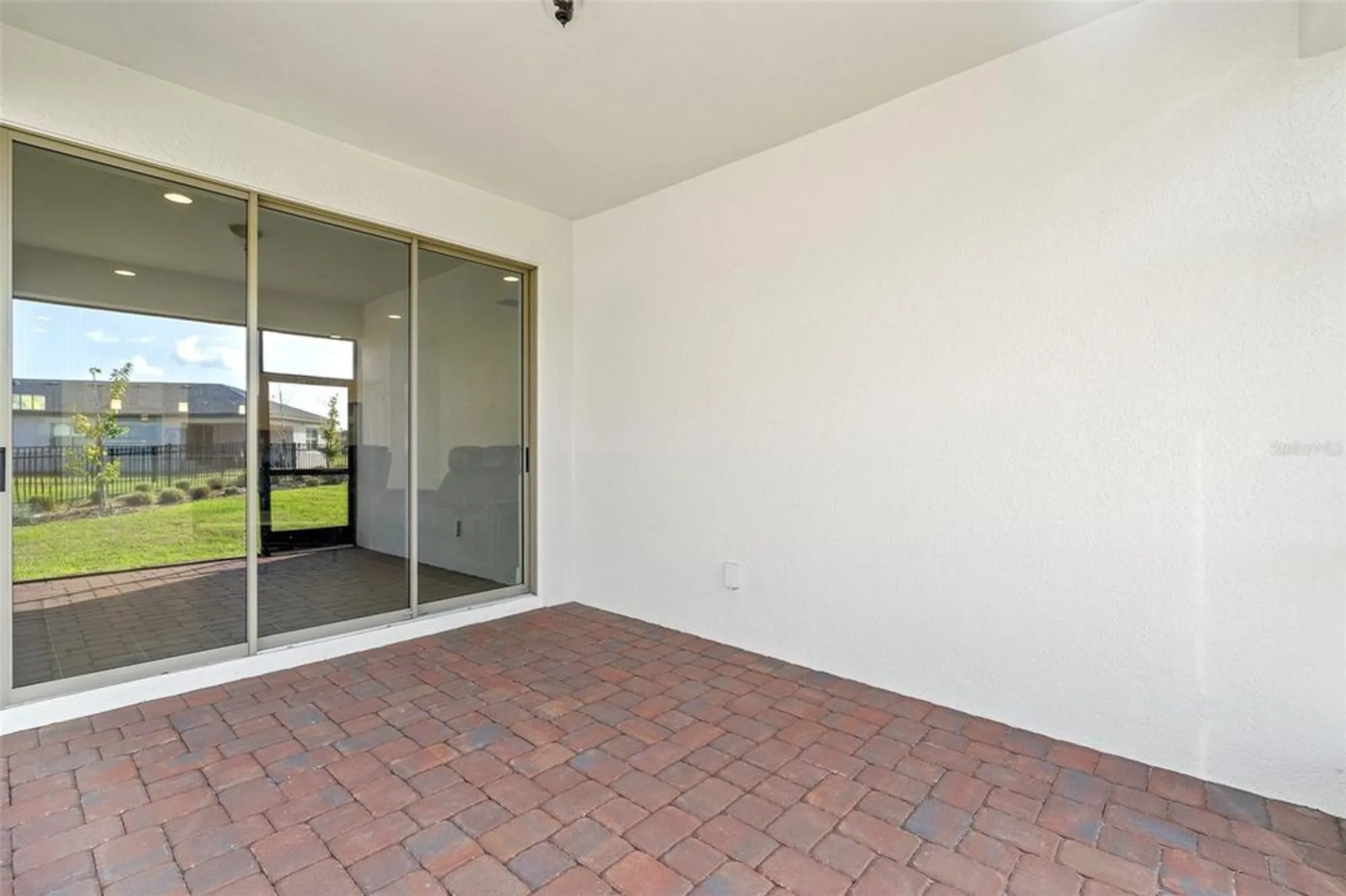 Property Slideshow image 27 of 44 | 3168 songbird cir, Harmony, FL, 34773