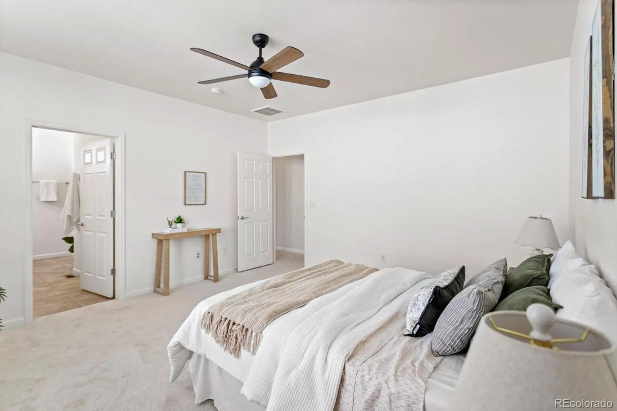 Property Slideshow image 18 of 29 | 19834 w 56th pl, Golden, CO, 80403