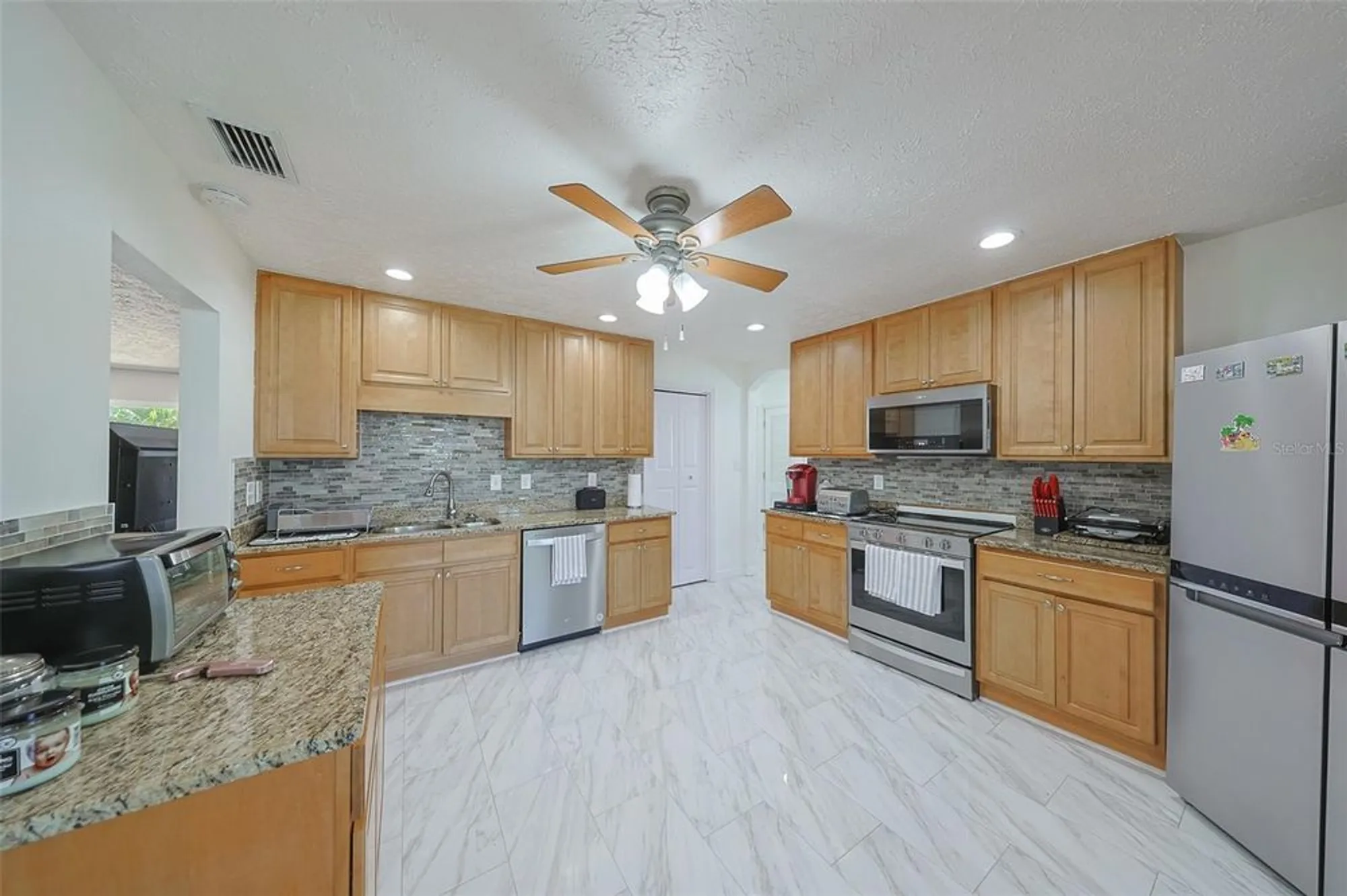 Property Slideshow image 16 of 39 | 627 fort duquesna dr, Sun City Center, FL, 33573