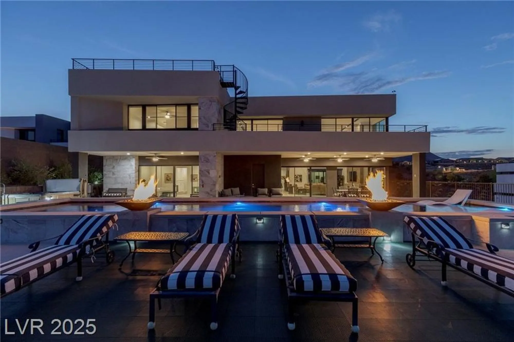 Property Slideshow image 66 of 85 | 53 falling ridge ln, Henderson, NV, 89011