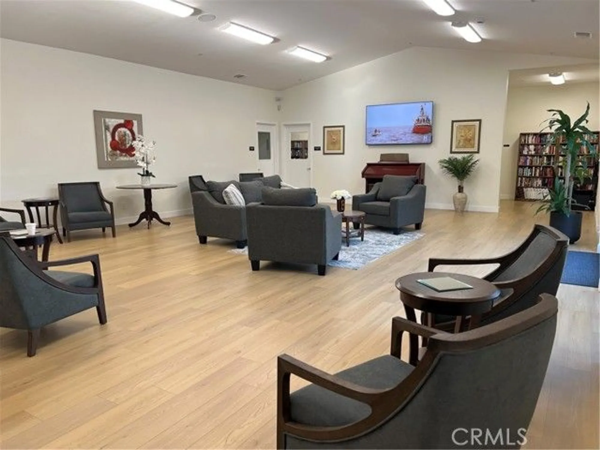 Property Slideshow image 5 of 28 | 19163 palo verde dr, Apple Valley, CA, 92308