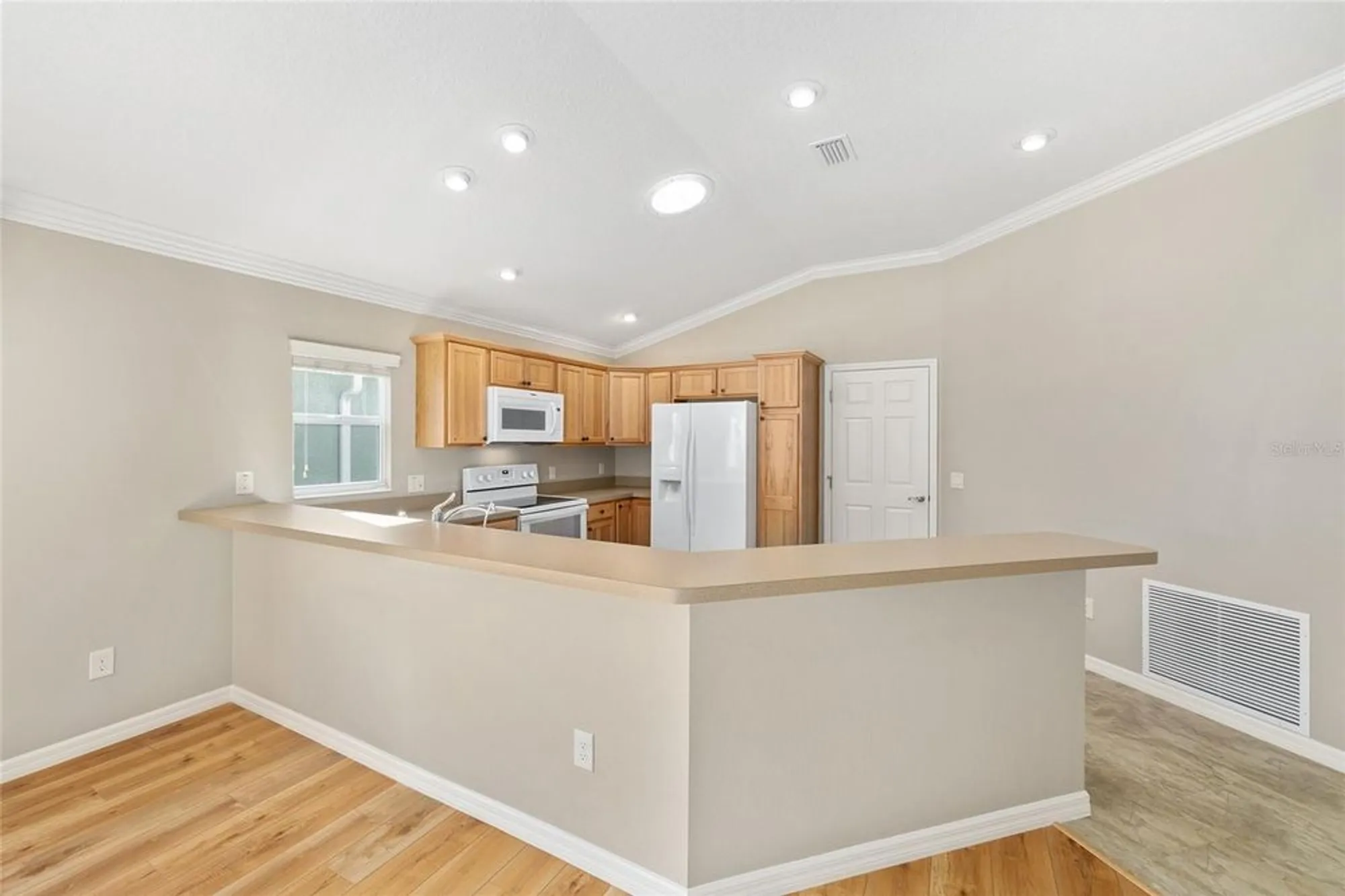 Property Slideshow image 15 of 58 | 1057 carver ct, The Villages, FL, 32163