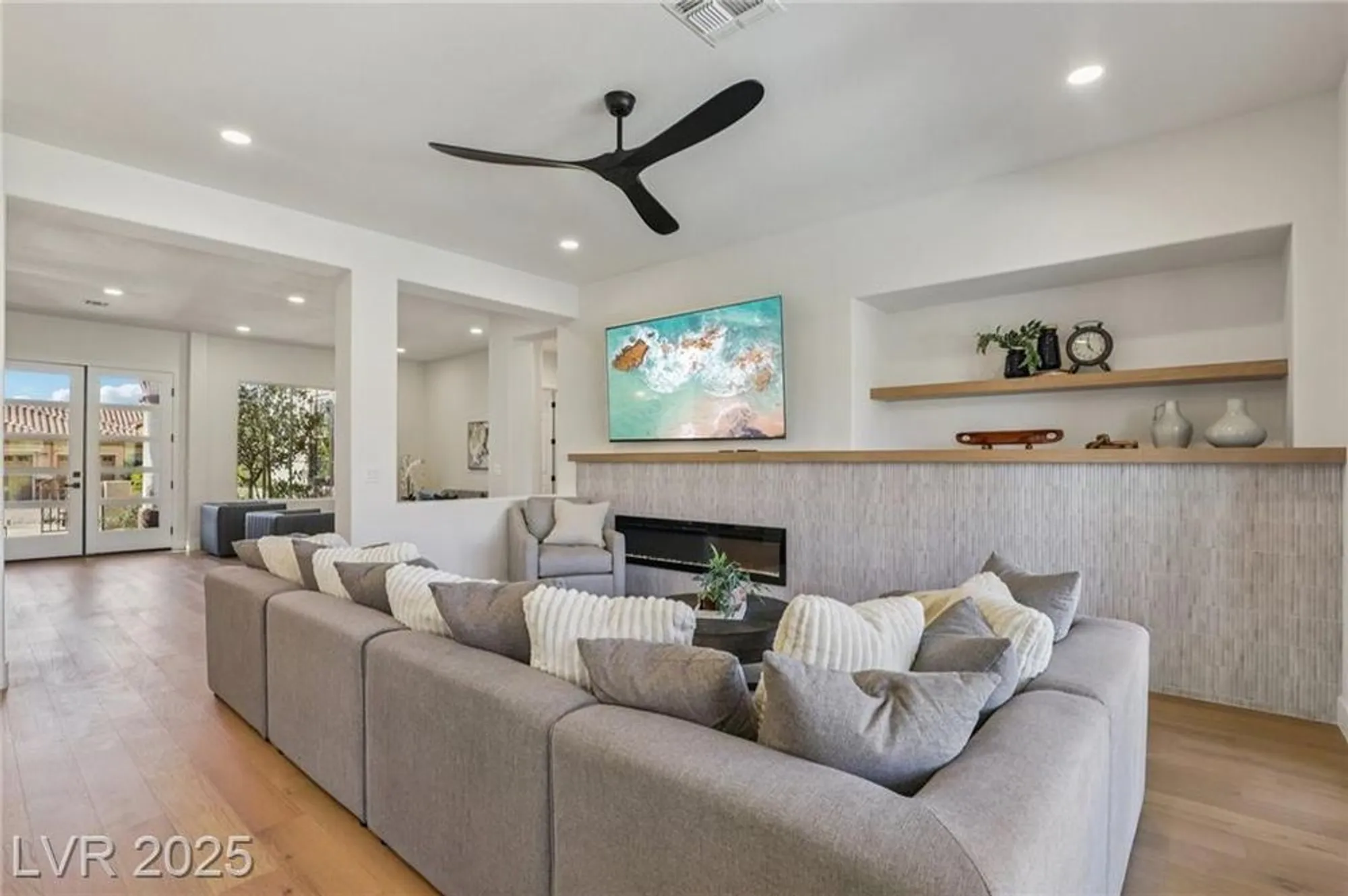 Property Slideshow image 15 of 82 | 2386 hardin ridge dr, Henderson, NV, 89052