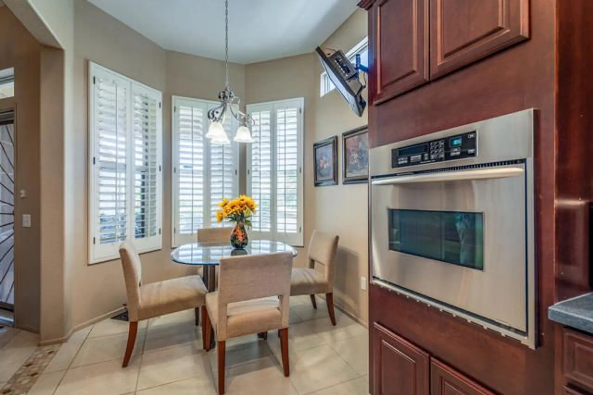 Property Slideshow image 9 of 30 | 44390 royal lytham dr, Indio, CA, 92201