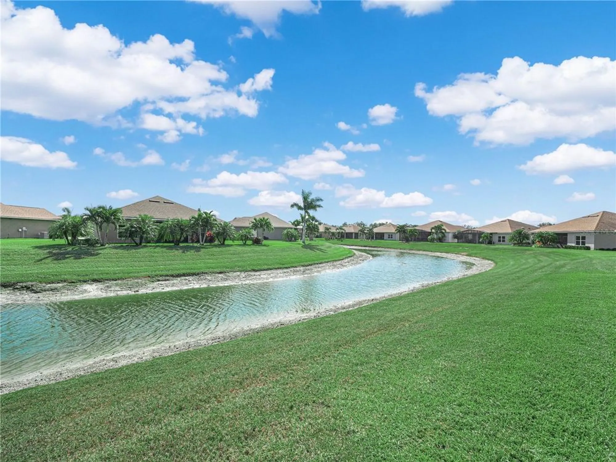 Property Slideshow image 35 of 68 | 1069 sawgrass dr, Winter Haven, FL, 33884