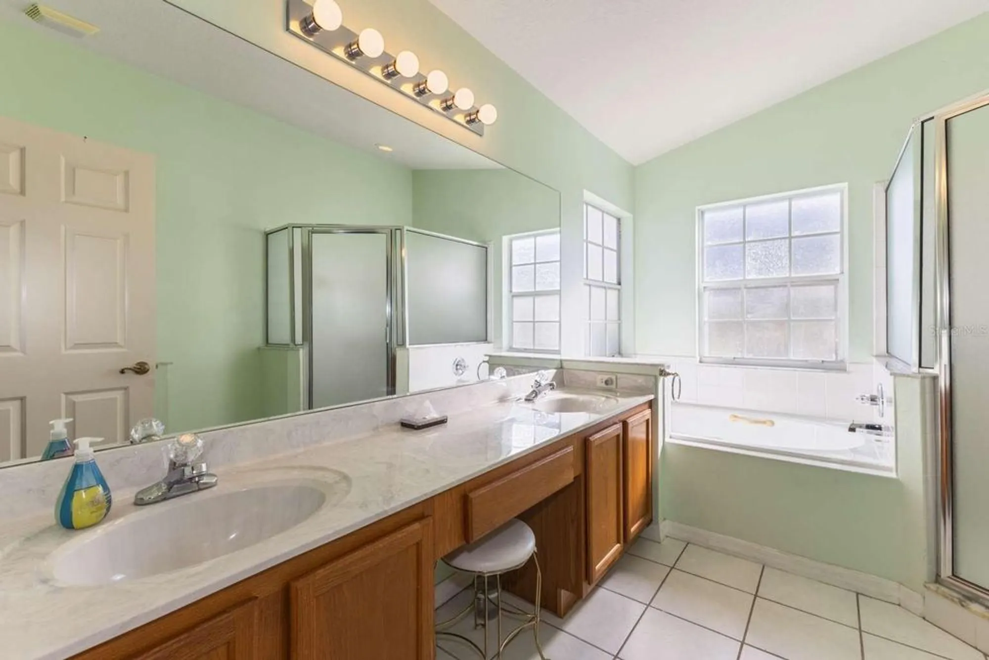 Property Slideshow image 6 of 29 | 24725 brightwater ct, Leesburg, FL, 34748