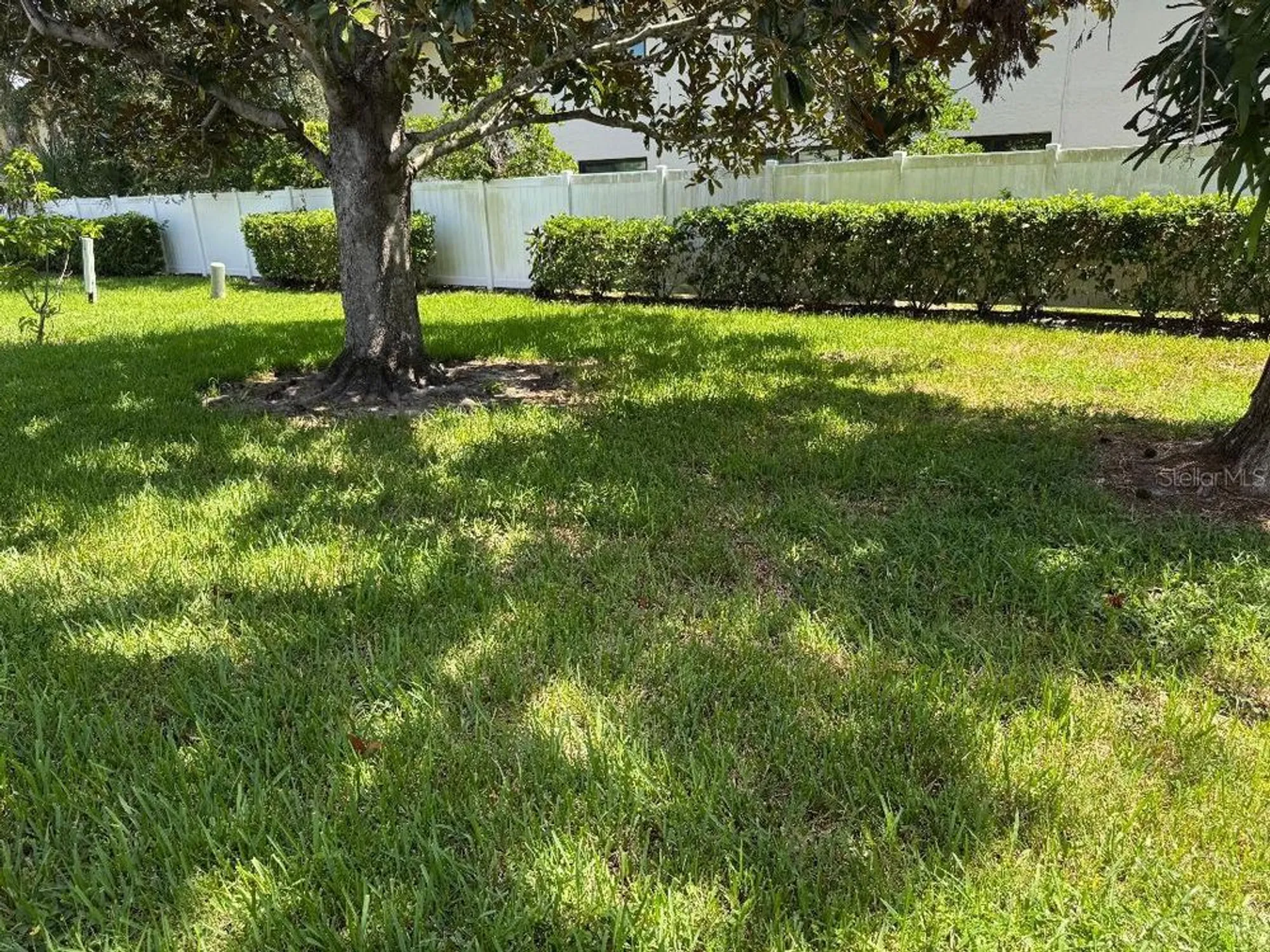 Property Slideshow image 17 of 26 | 5531 riverbluff cir # v9, Sarasota, FL, 34231