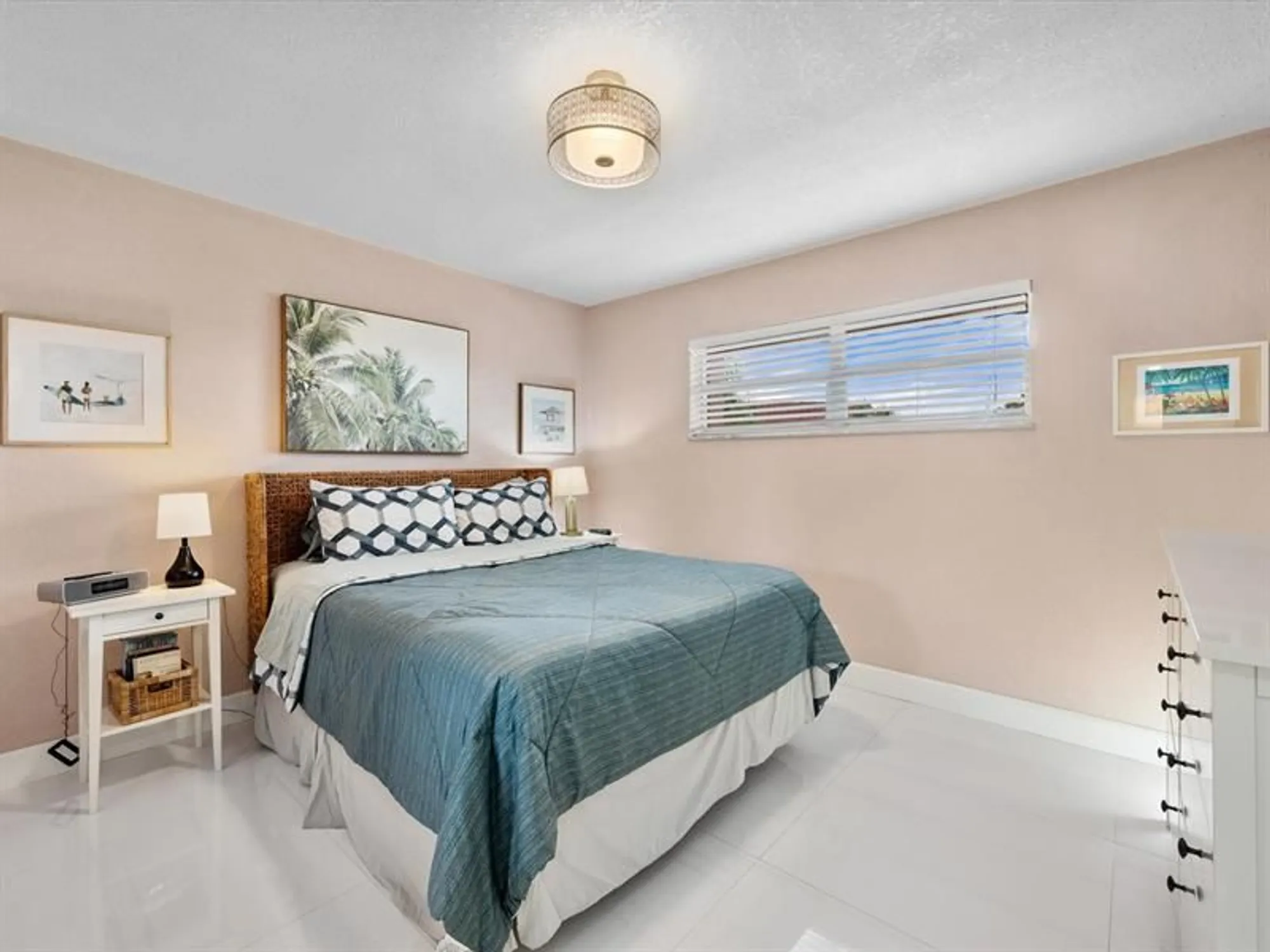 Property Slideshow image 25 of 44 | 9300 n hollybrook lake dr 303, Pembroke Pines, FL, 33025