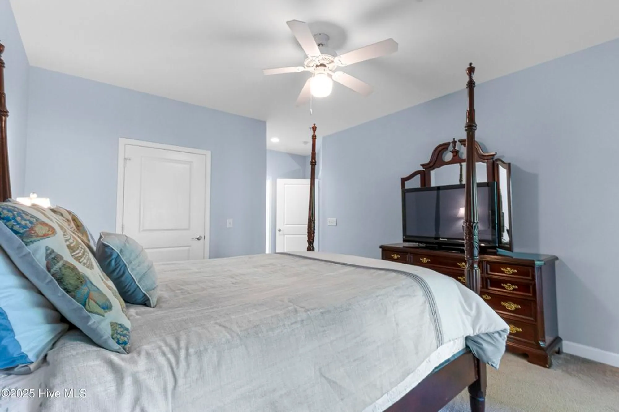Property Slideshow image 13 of 37 | 395 s crow creek dr 1513, Calabash, NC, 28467