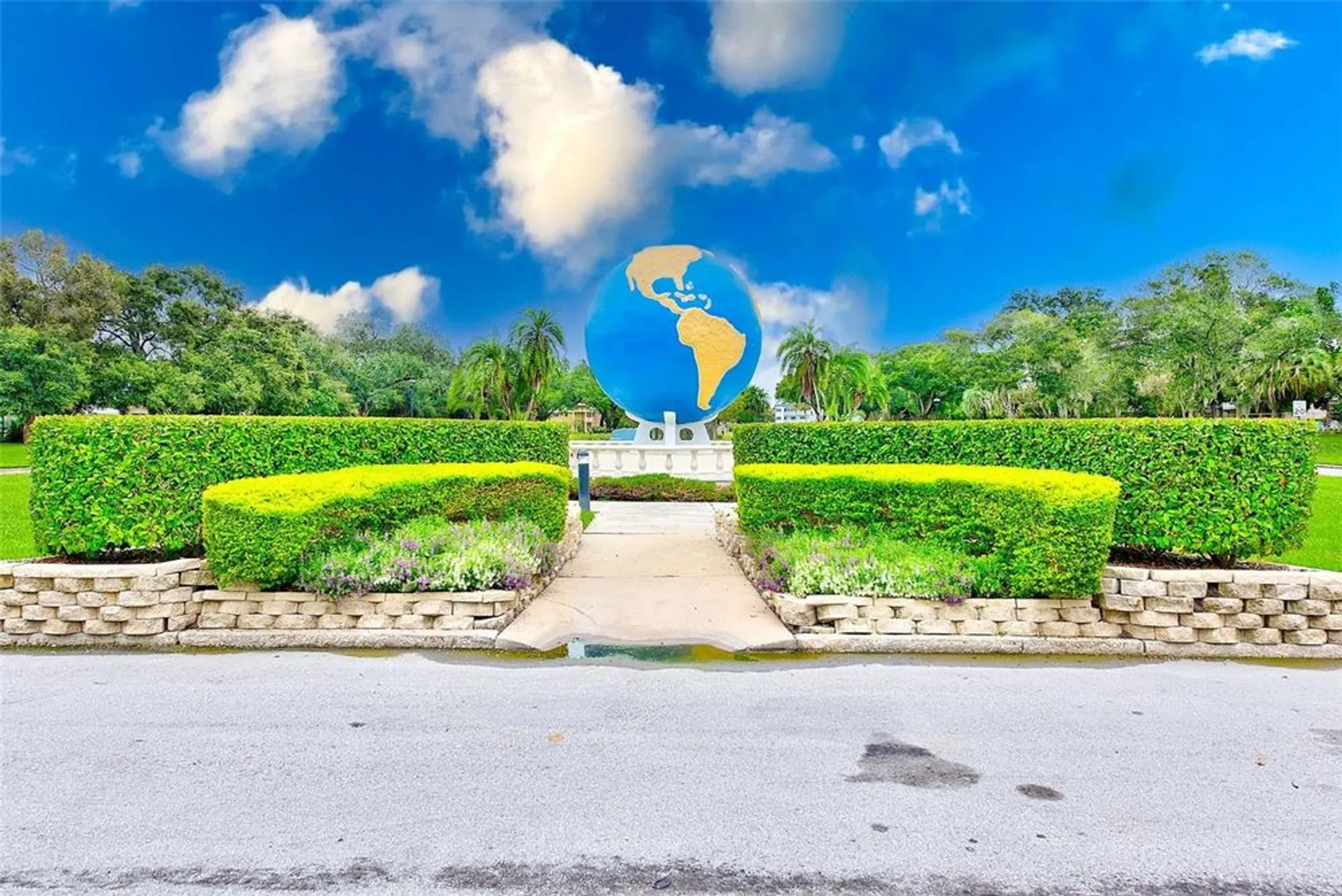 Property Slideshow image 42 of 43 | 2229 americus blvd 25, Clearwater, FL, 33763