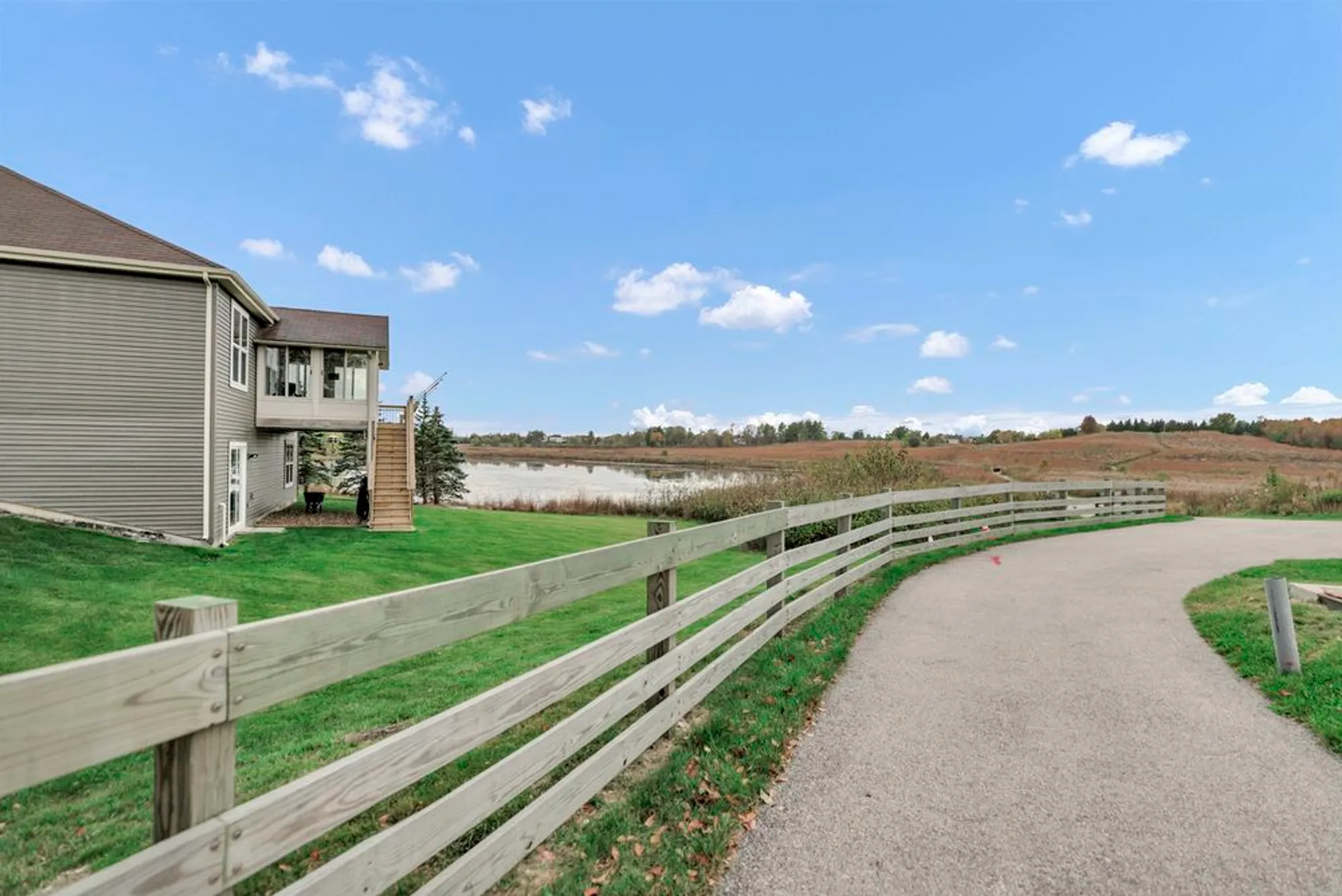 Property Slideshow image 19 of 71 | 2660 harnish dr, Algonquin, IL, 60102