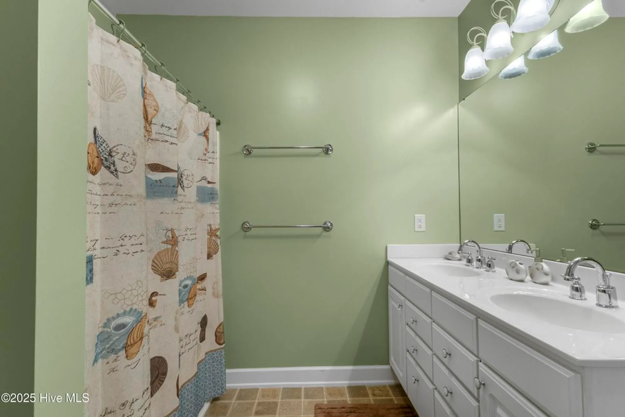 Property Slideshow image 26 of 37 | 395 s crow creek dr 1513, Calabash, NC, 28467