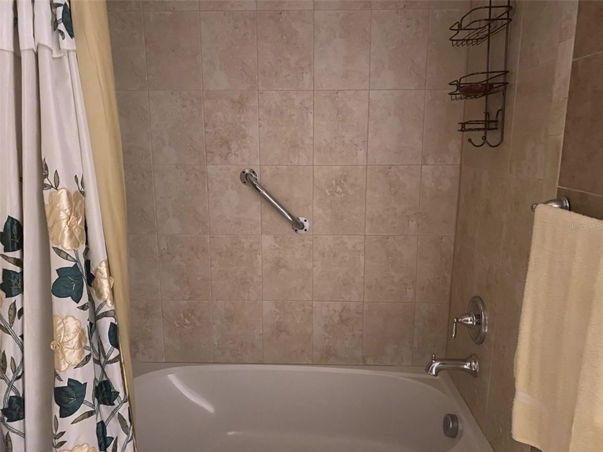 Property Slideshow image 26 of 30 | 2410 datura loop, Saint Cloud, FL, 34772