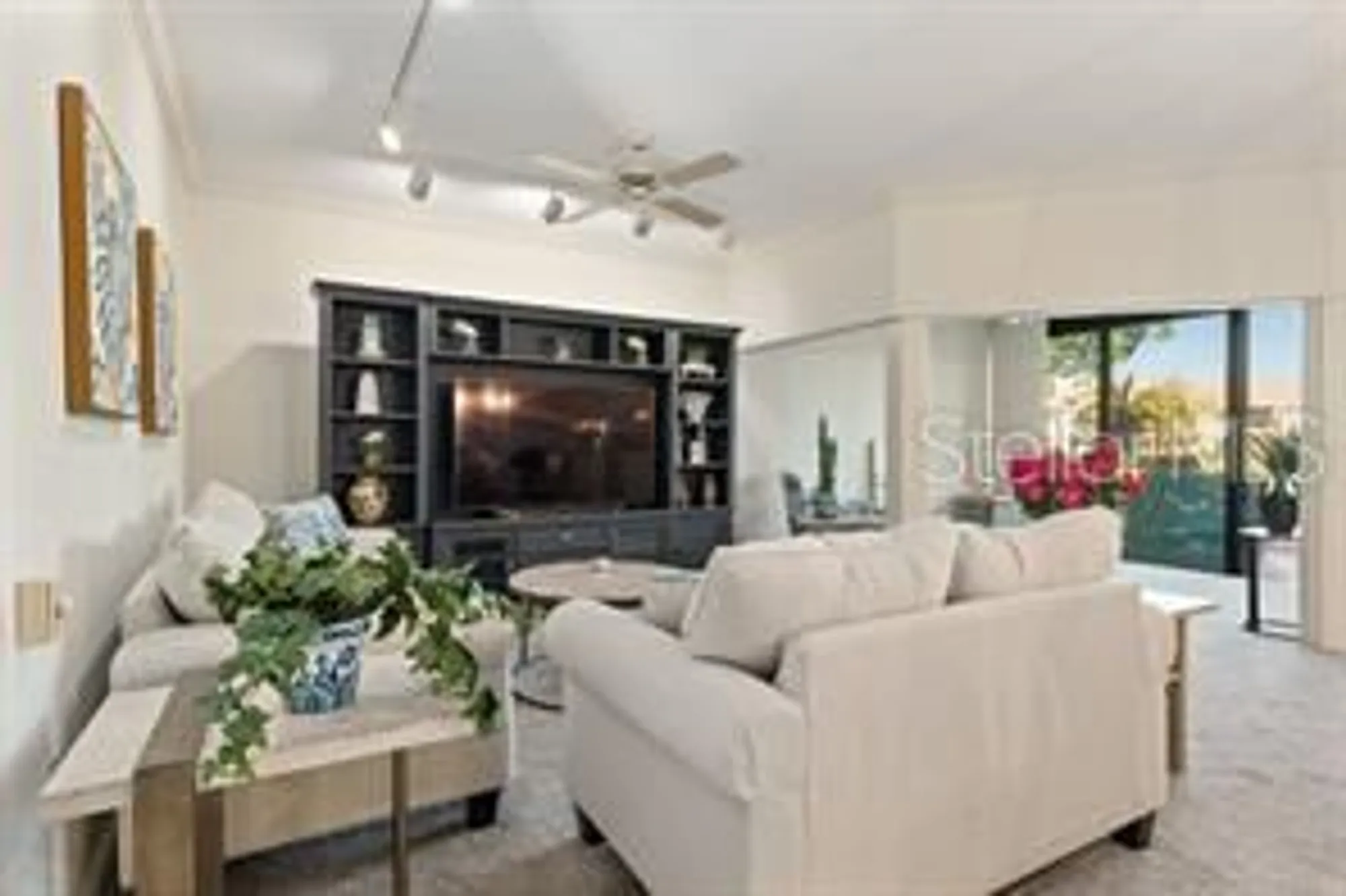 Property Slideshow image 7 of 52 | 5259 heron way # 103, Sarasota, FL, 34231