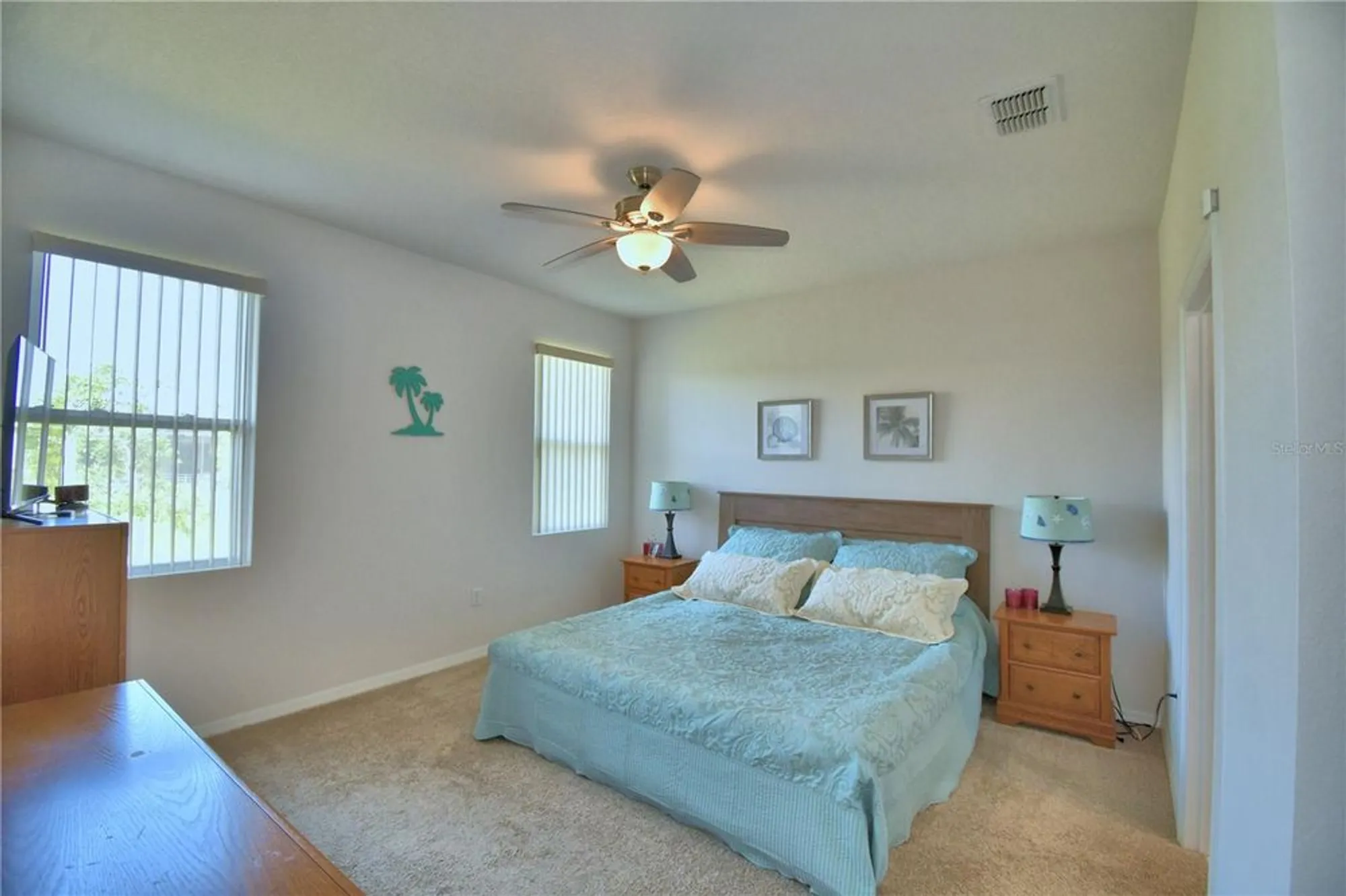 Property Slideshow image 13 of 55 | 2577 canyon crest dr, Lakeland, FL, 33811