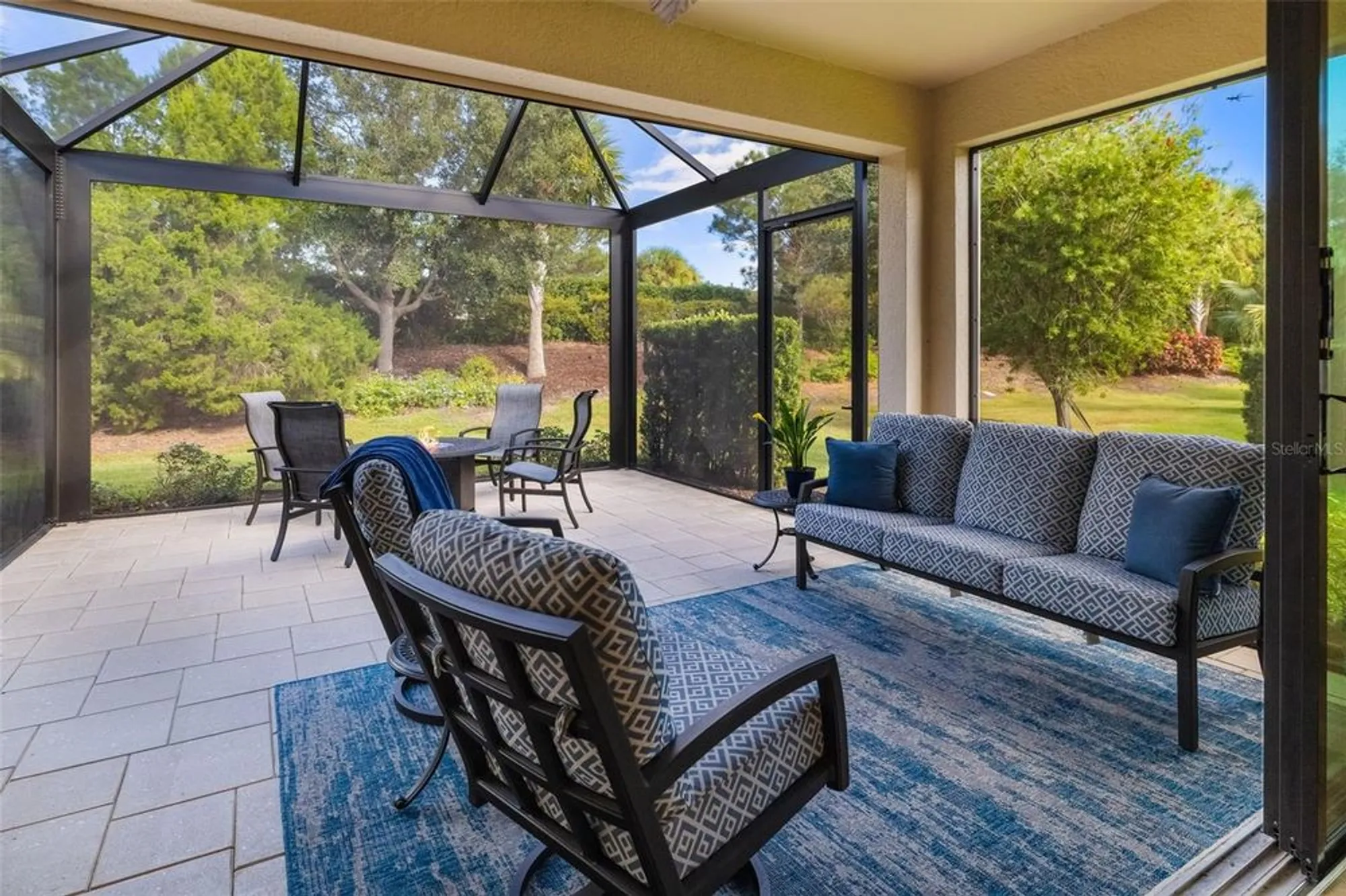 Property Slideshow image 32 of 55 | 5043 serata dr, Bradenton, FL, 34211