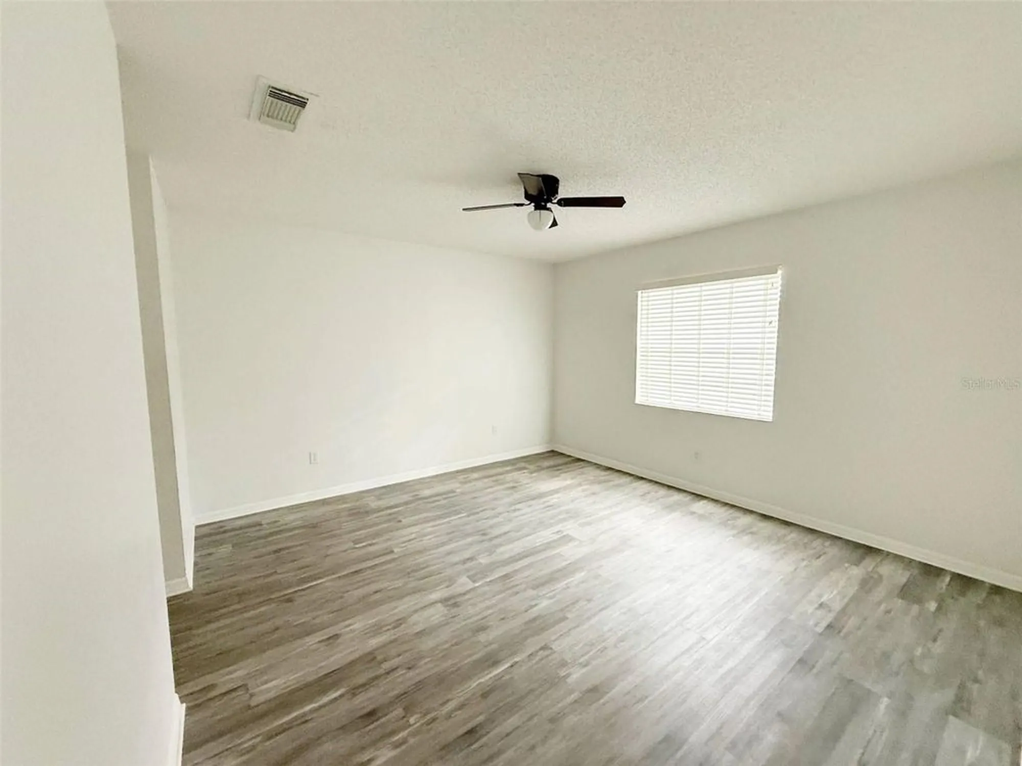 Property Slideshow image 5 of 17 | 1620 bentwood dr, Sun City Center, FL, 33573