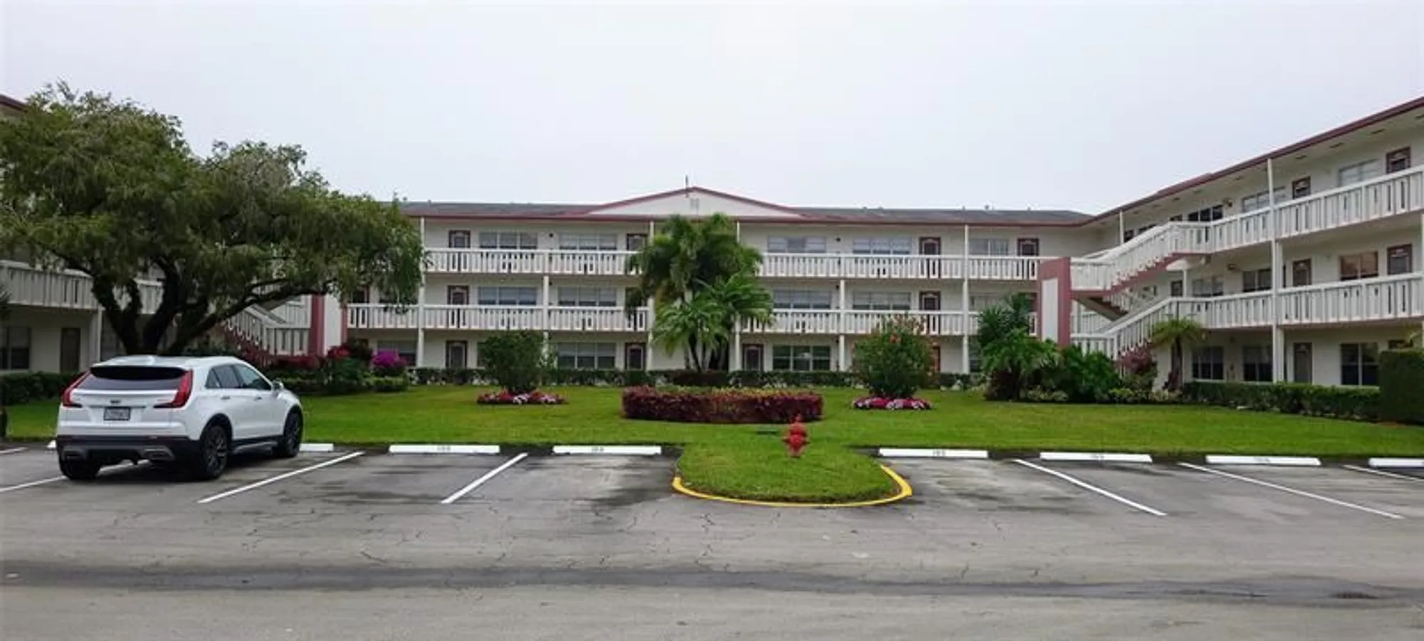 Property Slideshow image 9 of 15 | 160 fanshaw d # 160, Boca Raton, FL, 33434