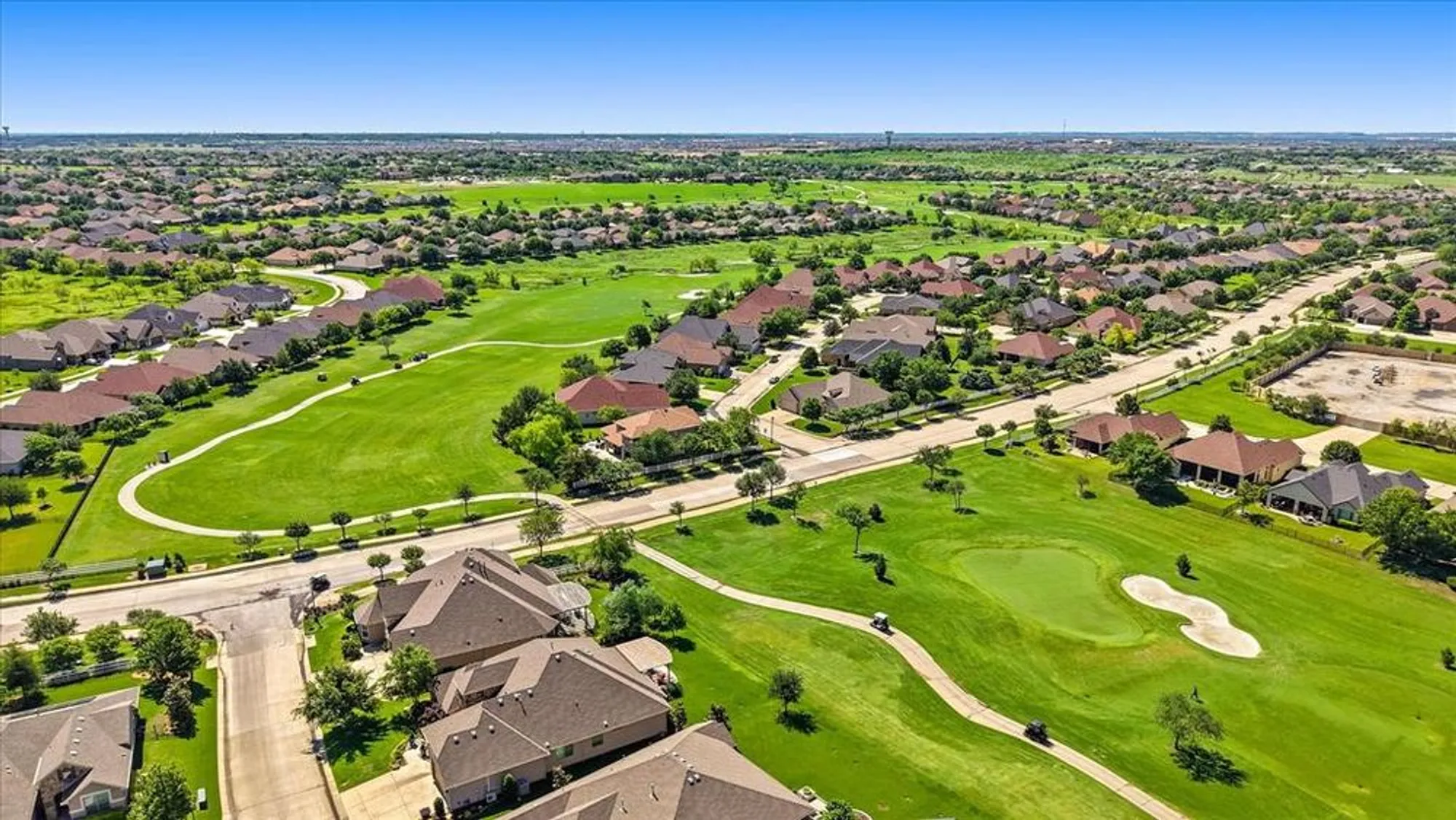 Property Slideshow image 34 of 40 | 8800 freeport dr, Denton, TX, 76207