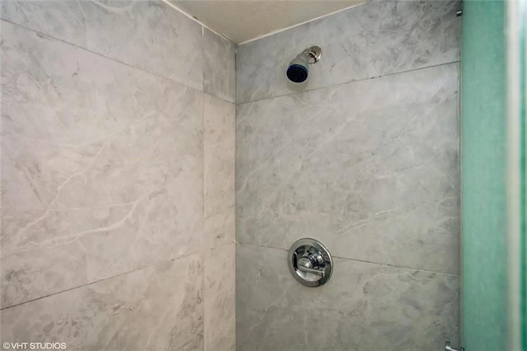 Property Slideshow image 26 of 33 | 2805 victoria way d1, Coconut Creek, FL, 33066