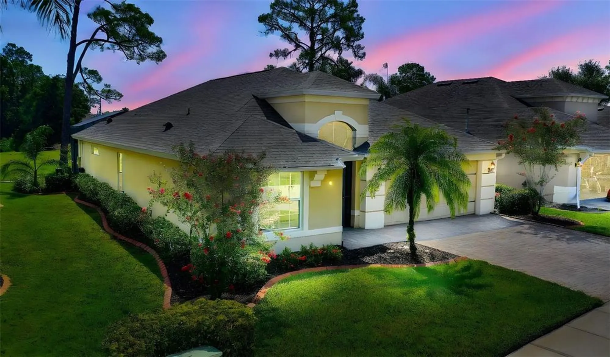Property Slideshow image 2 of 70 | 300 del sol ave, Davenport, FL, 33837