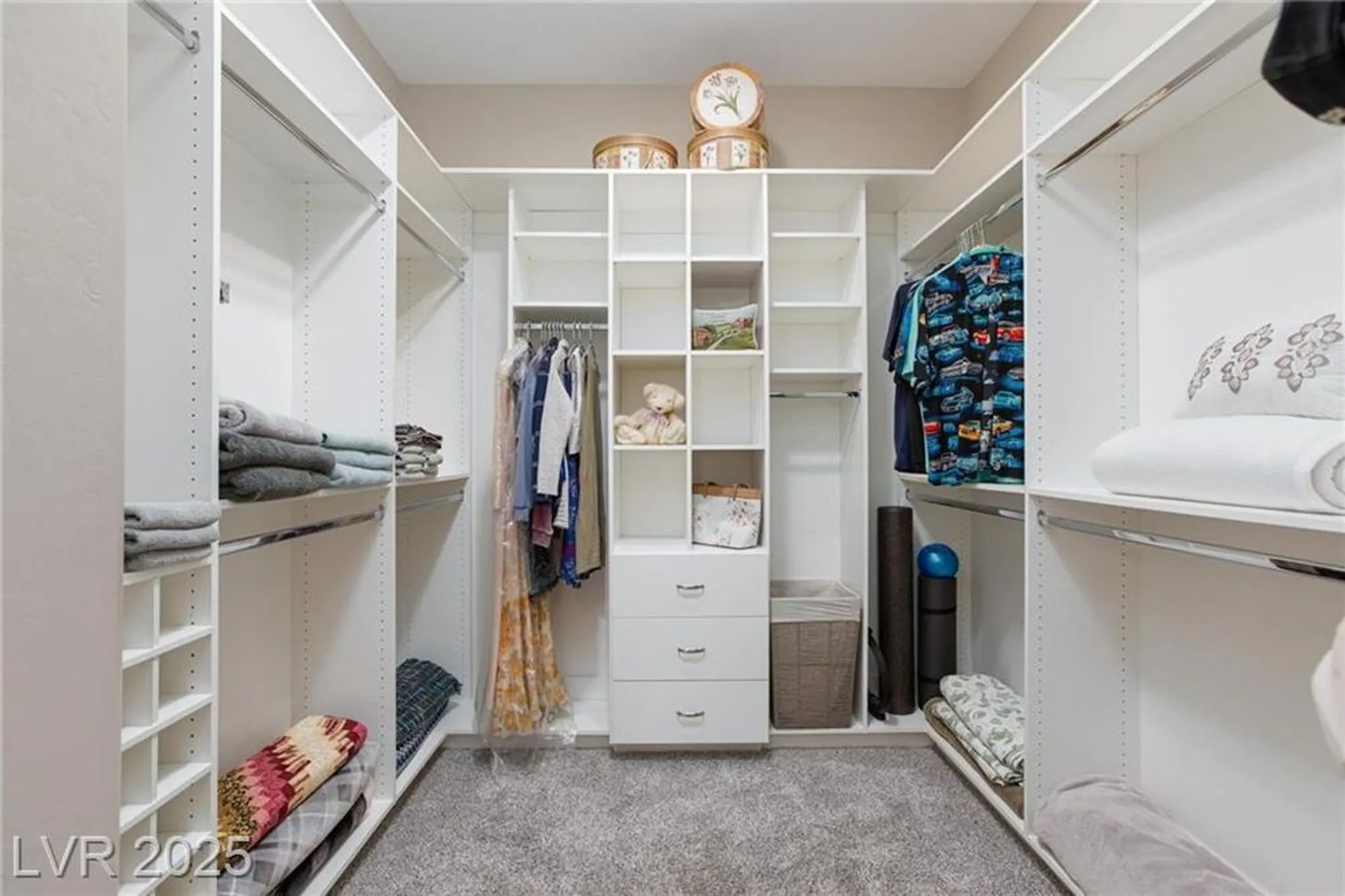 Property Slideshow image 19 of 57 | 517 open hill ave, Henderson, NV, 89011