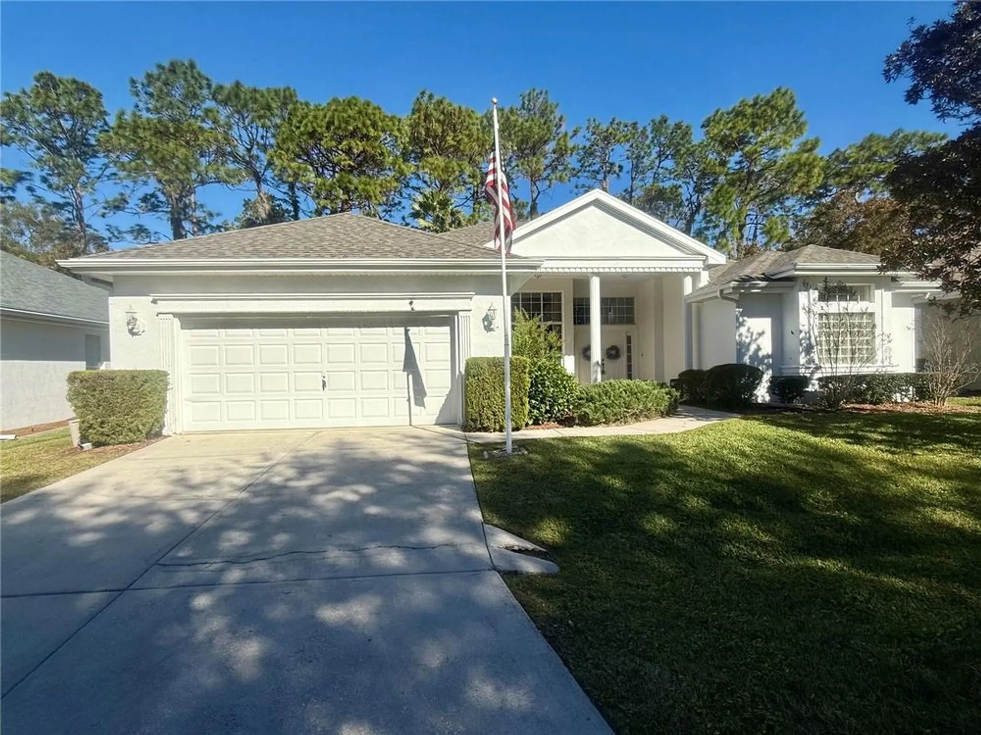 Property Slideshow image 2 of 66 | 11621 sw 72nd cir, Ocala, FL, 34476