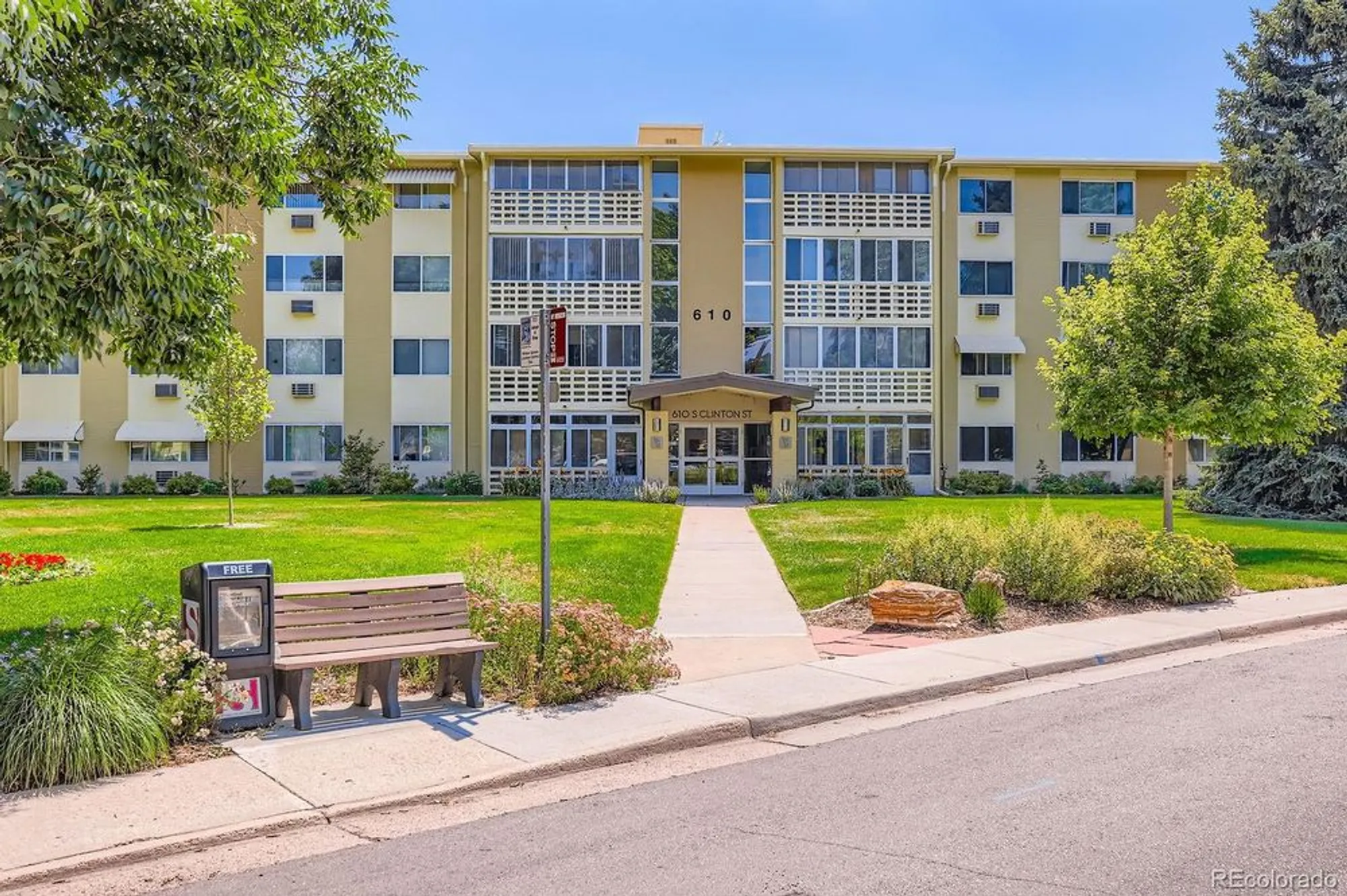 Property Slideshow image 8 of 13 | 610 s clinton st 5a, Denver, CO, 80247