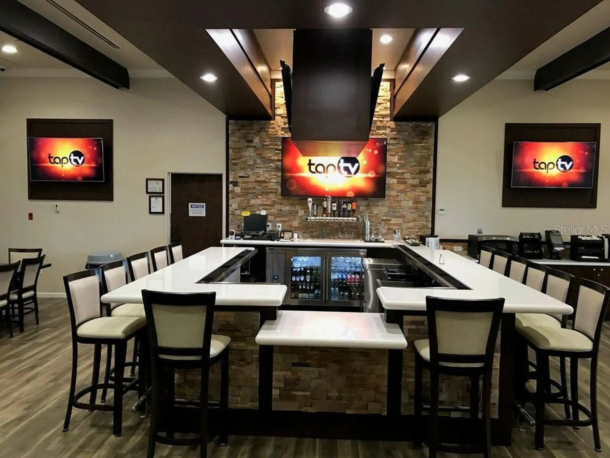 Property Slideshow image 39 of 41 | 333 navarra ln, Davenport, FL, 33837