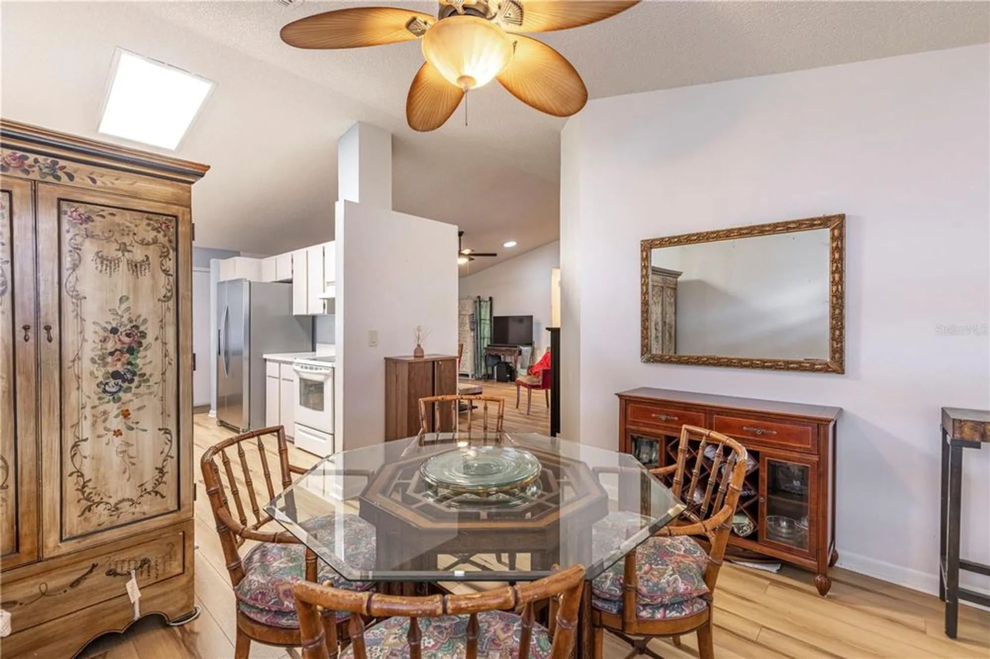 Property Slideshow image 15 of 33 | 803 dundee cir, Leesburg, FL, 34788