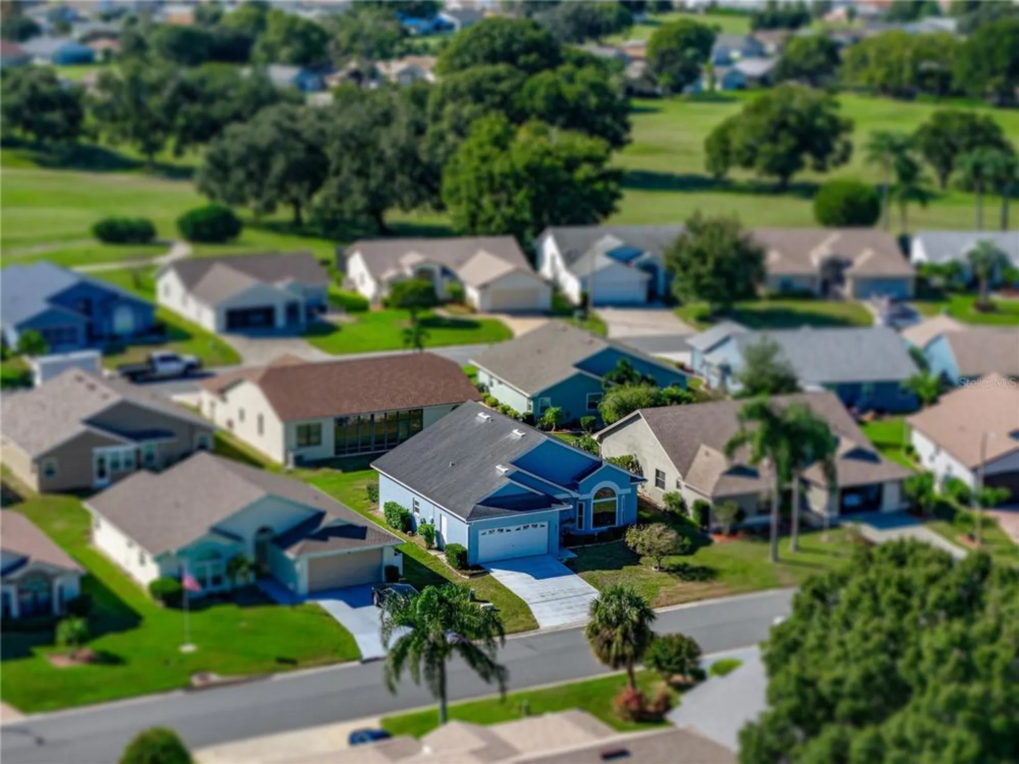 Property Slideshow image 27 of 42 | 6052 condor dr, Lakeland, FL, 33809