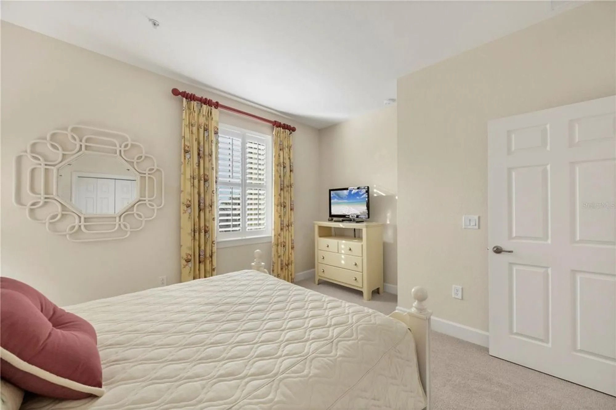 Property Slideshow image 20 of 44 | 4746 club dr # 202, Port Charlotte, FL, 33953
