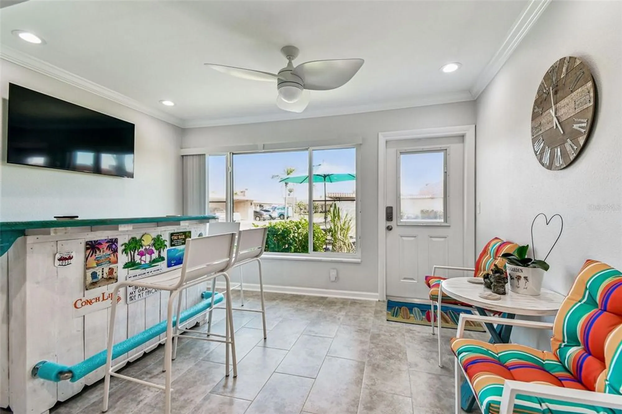 Property Slideshow image 12 of 40 | 19029 us highway 19 n apt 27a, Clearwater, FL, 33764