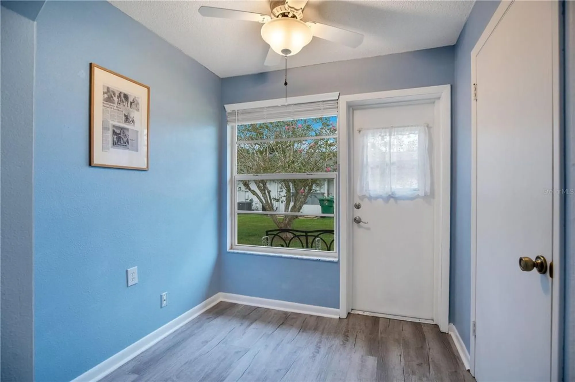 Property Slideshow image 4 of 23 | 239 n hill ave # 110, Deland, FL, 32724