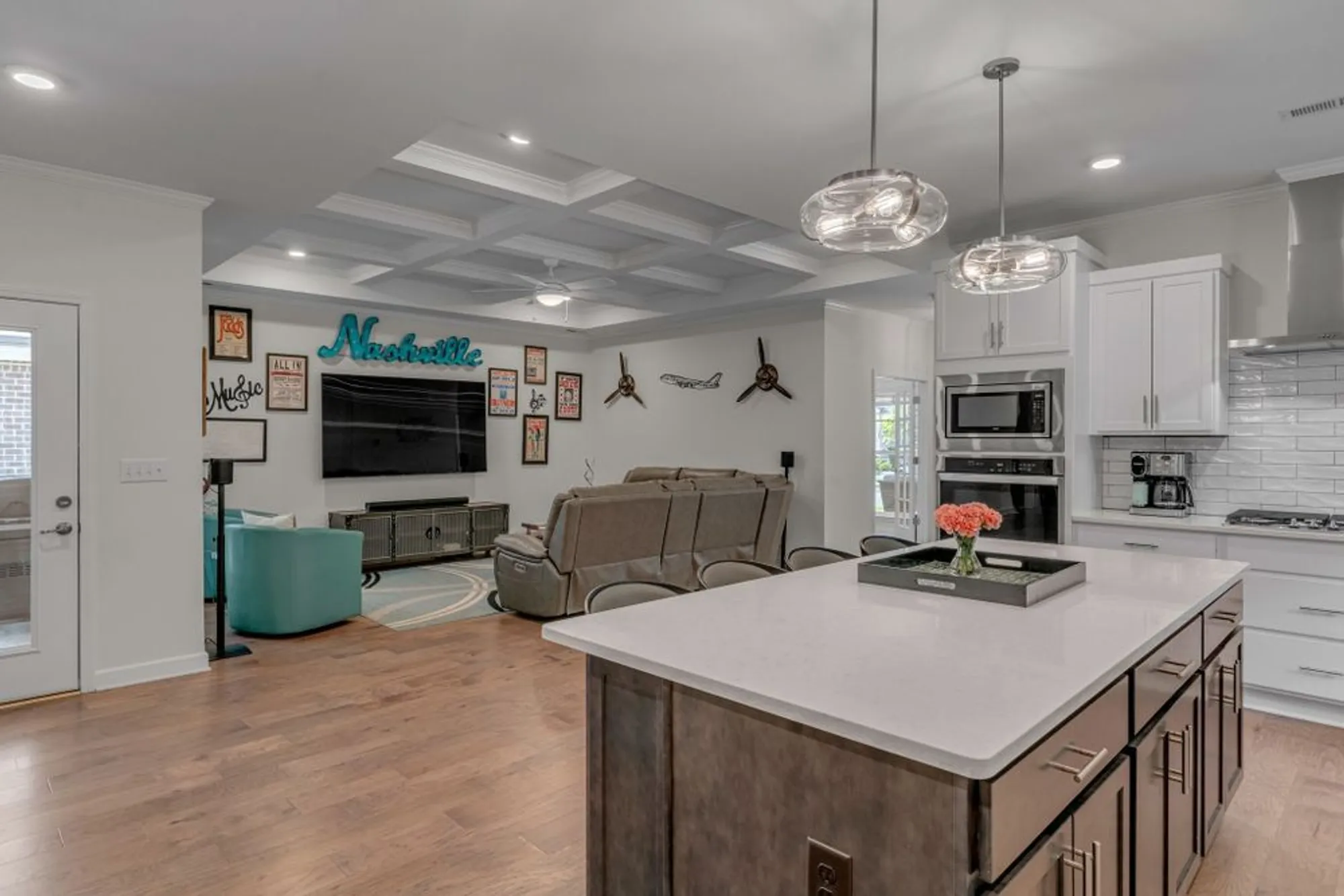 Property Slideshow image 3 of 56 | 6035 parkhaven blvd, Hermitage, TN, 37076