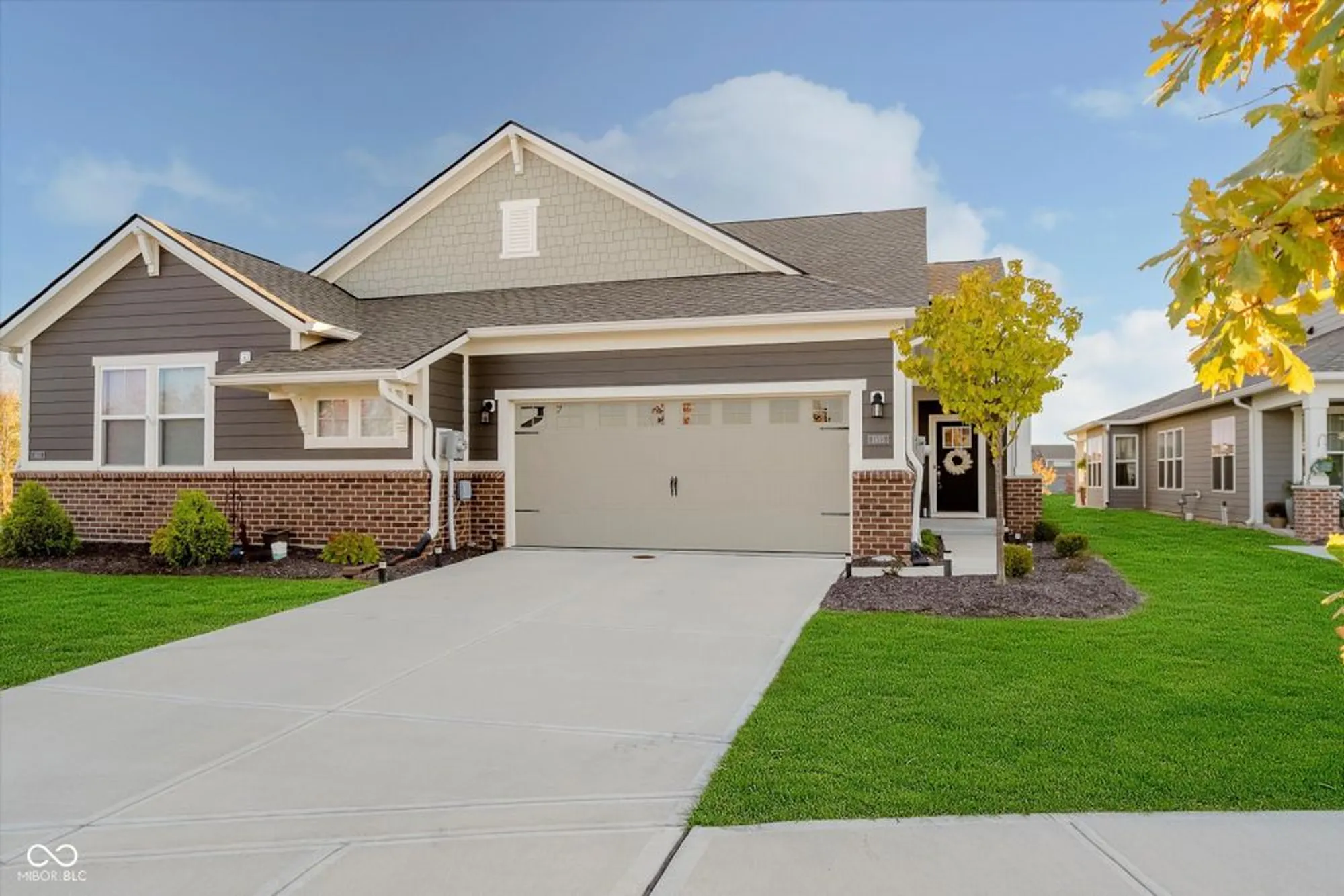 Property Slideshow image 3 of 34 | 1685 garwood dr, Westfield, IN, 46074