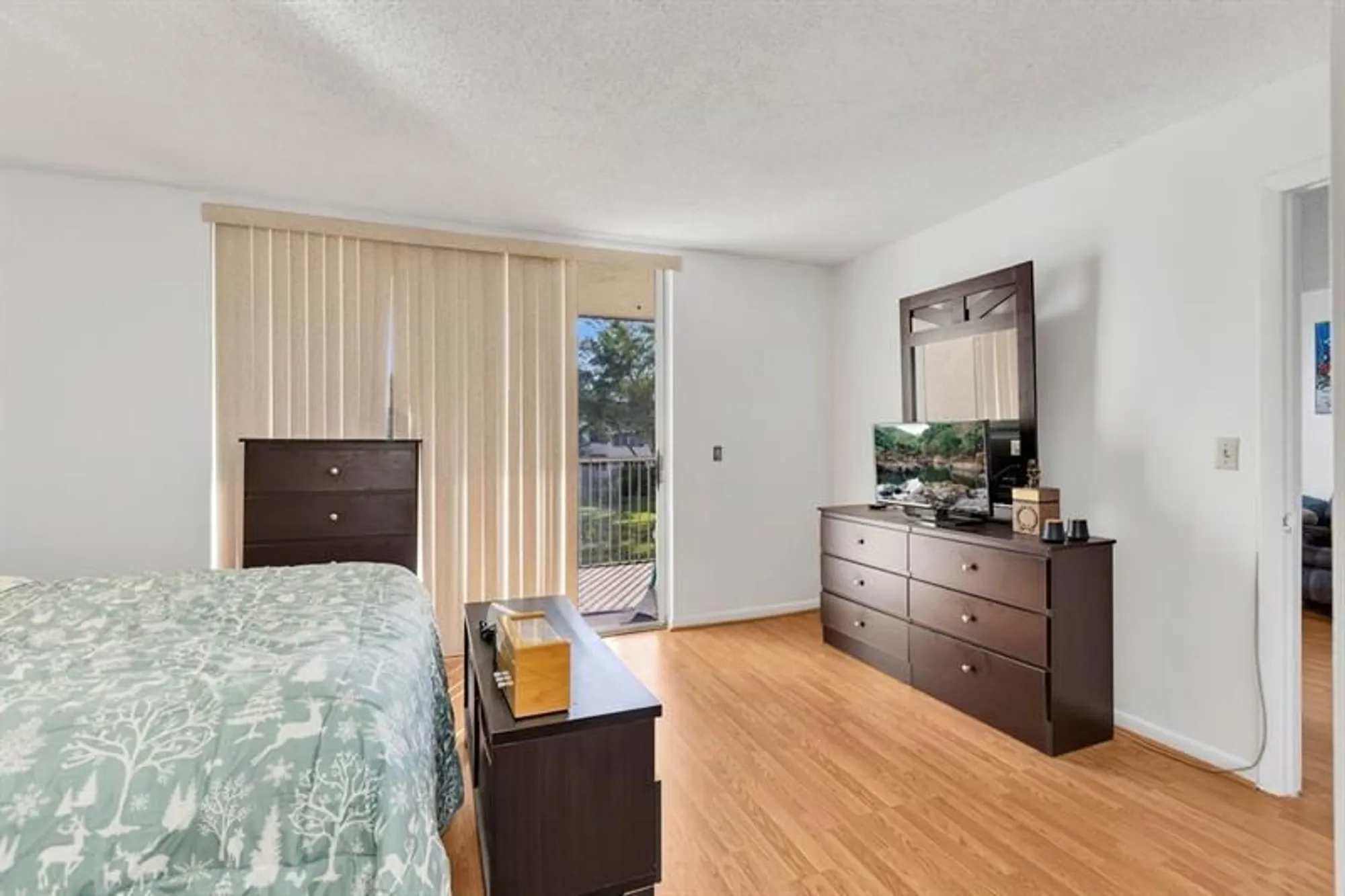 Property Slideshow image 15 of 23 | 6850 royal palm blvd g 208, Margate, FL, 33063