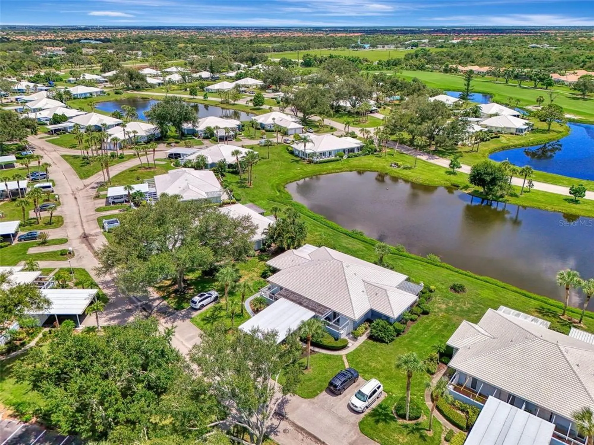 Property Slideshow image 4 of 58 | 420 wexford cir # 124, Venice, FL, 34293