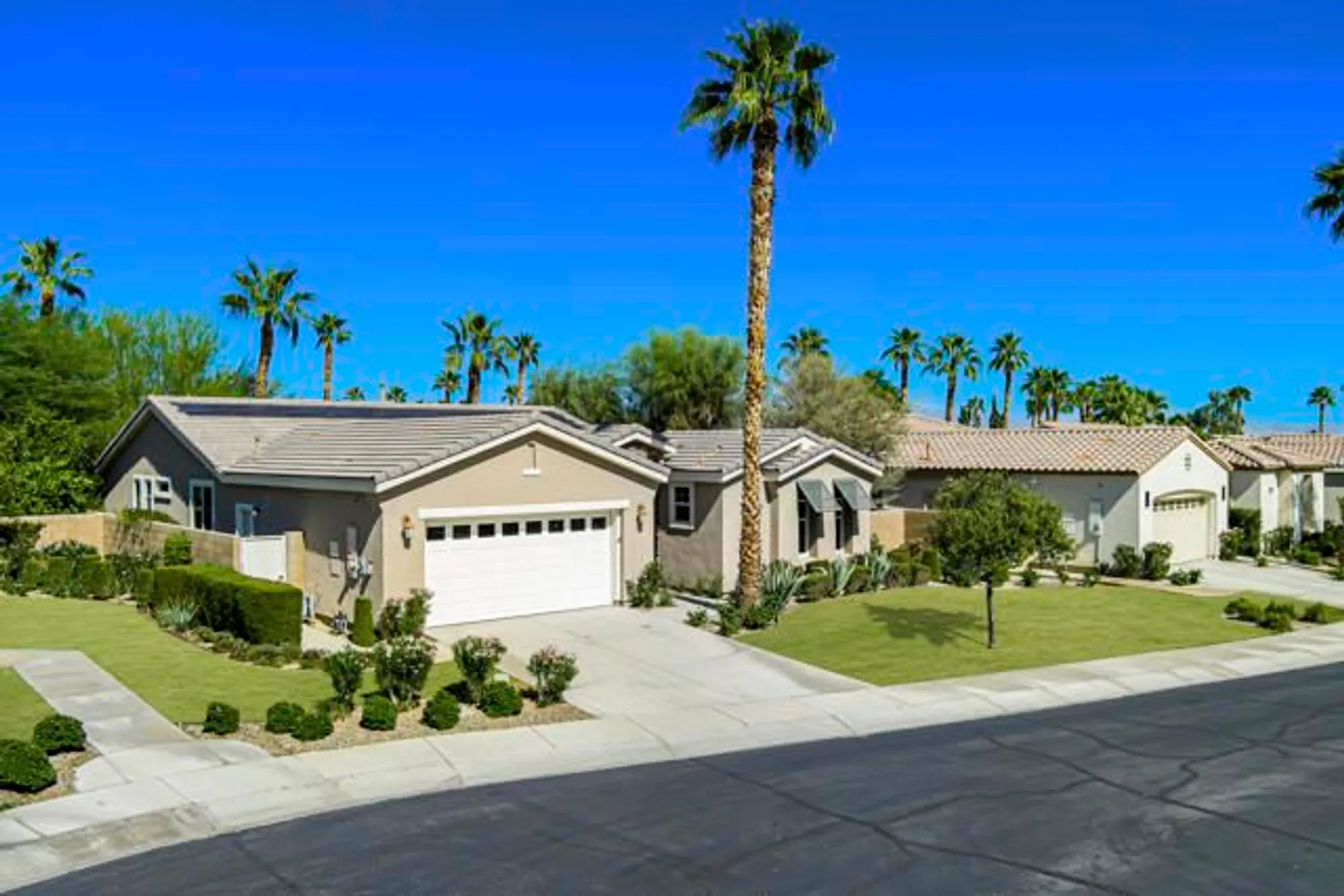 Property Slideshow image 38 of 83 | 81406 joshua tree ct, La Quinta, CA, 92253