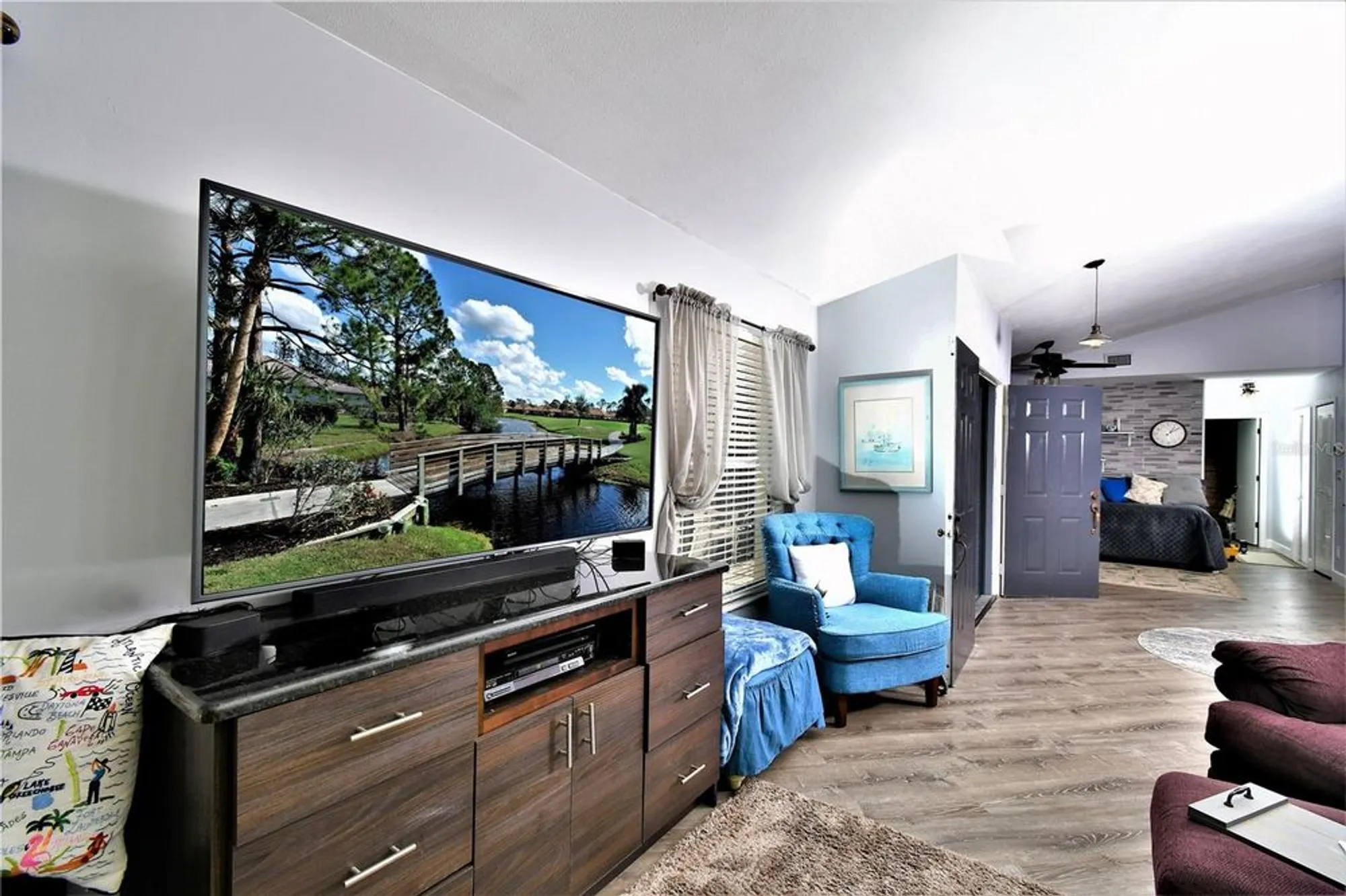 Property Slideshow image 15 of 29 | 3011 matecumbe key rd apt 4, Punta Gorda, FL, 33955