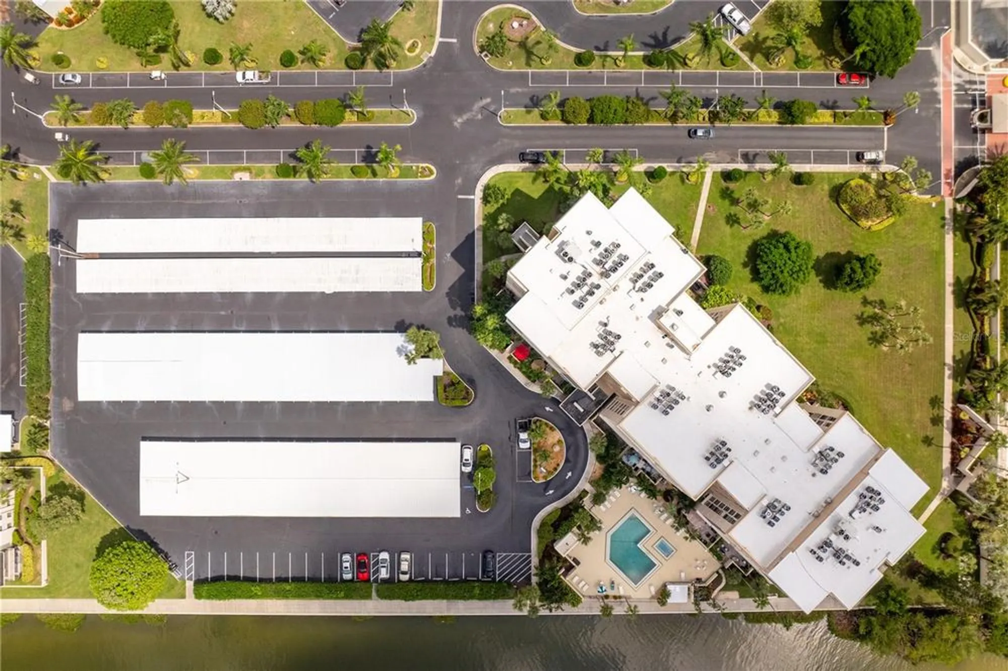 Property Slideshow image 15 of 73 | 7400 sun island dr 407, South Pasadena, FL, 33707