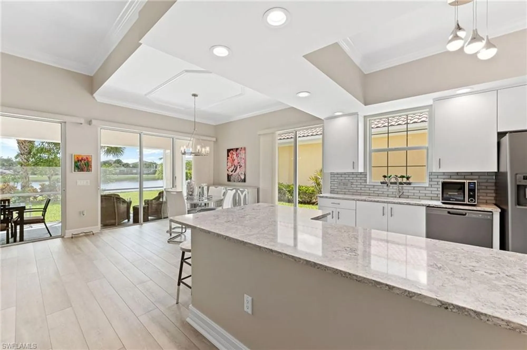 Property Slideshow image 12 of 32 | 7042 toscana ct, Naples, FL, 34114