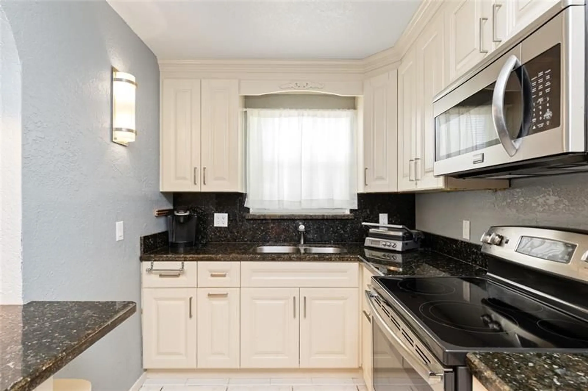 Property Slideshow image 17 of 54 | 2731 ne 14th street cswy 110, Pompano Beach, FL, 33062