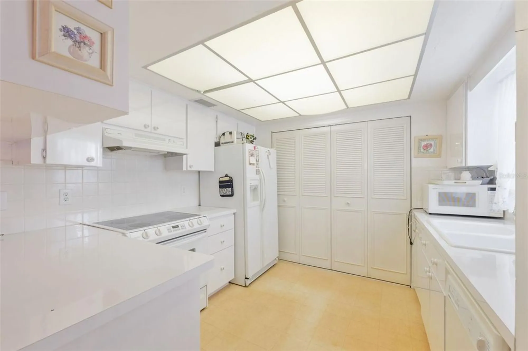 Property Slideshow image 9 of 38 | 1250 s pinellas ave 910, Tarpon Springs, FL, 34689