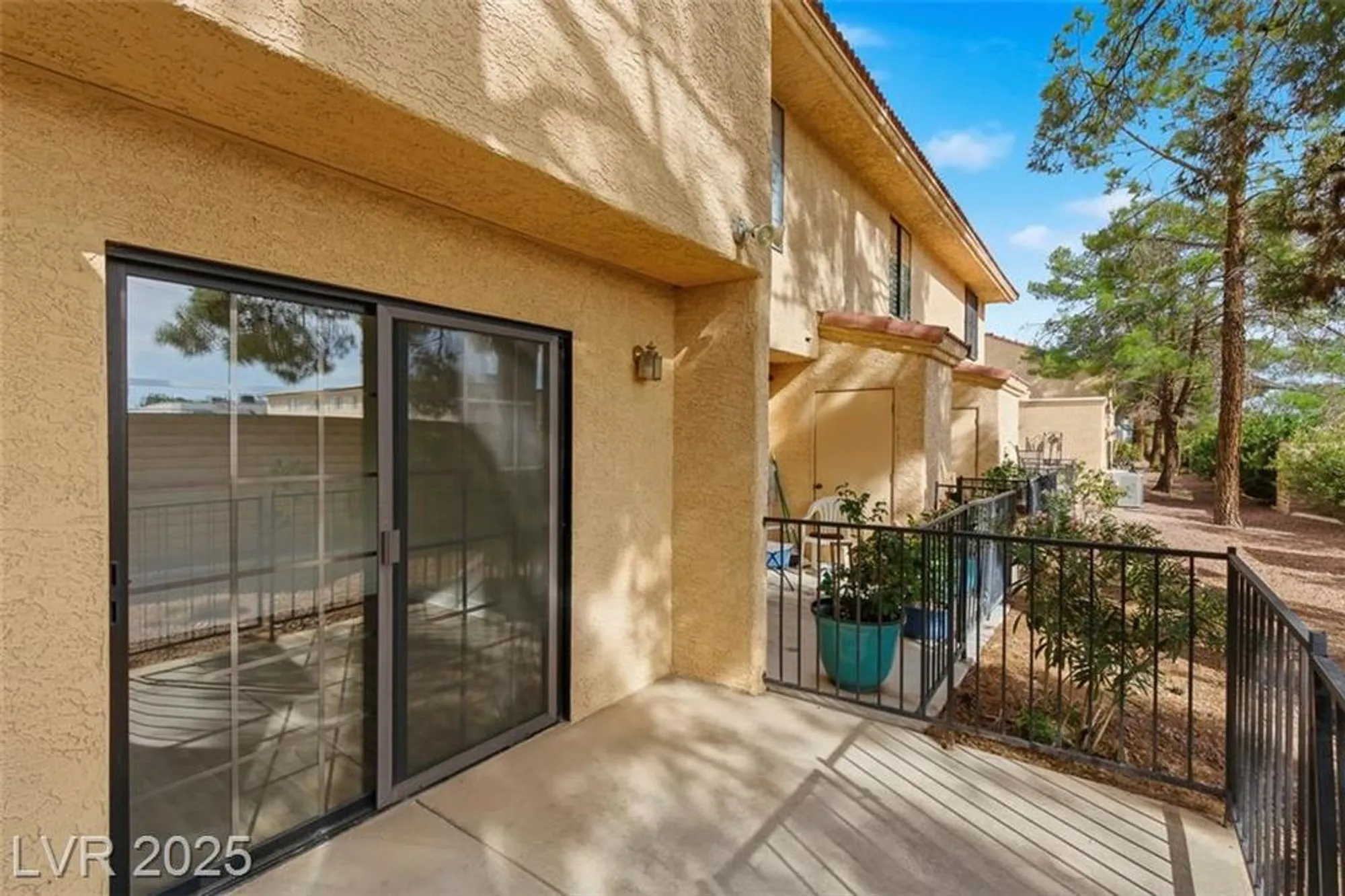 Property Slideshow image 30 of 34 | 2851 s valley view blvd 1141a, Las Vegas, NV, 89102